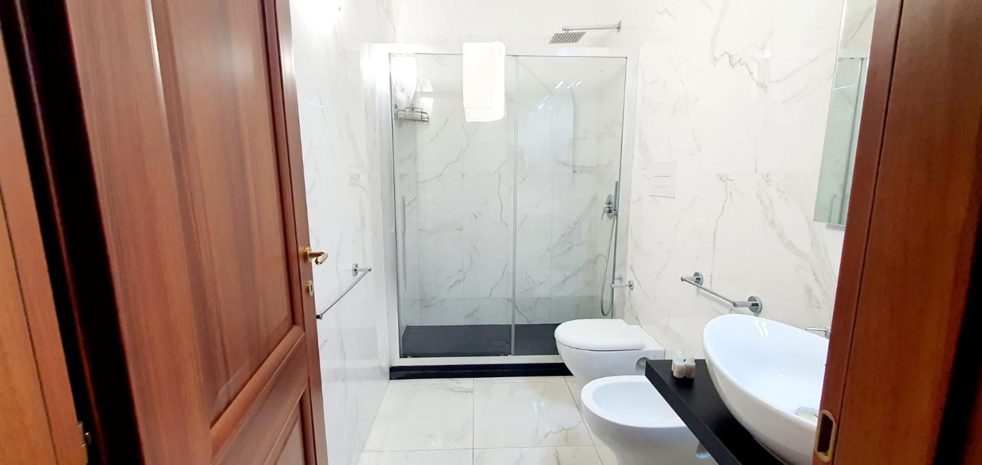 Quarto Duplo Deluxe com Varanda e Vista Mar