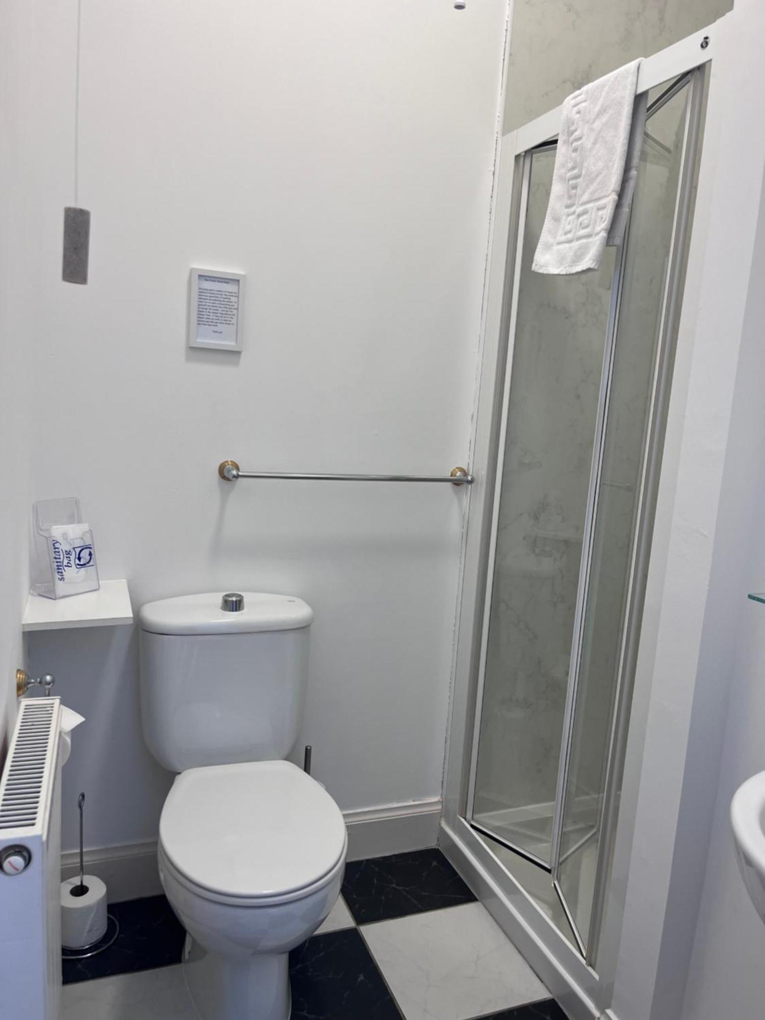 Chambre Simple avec Salle de Bains