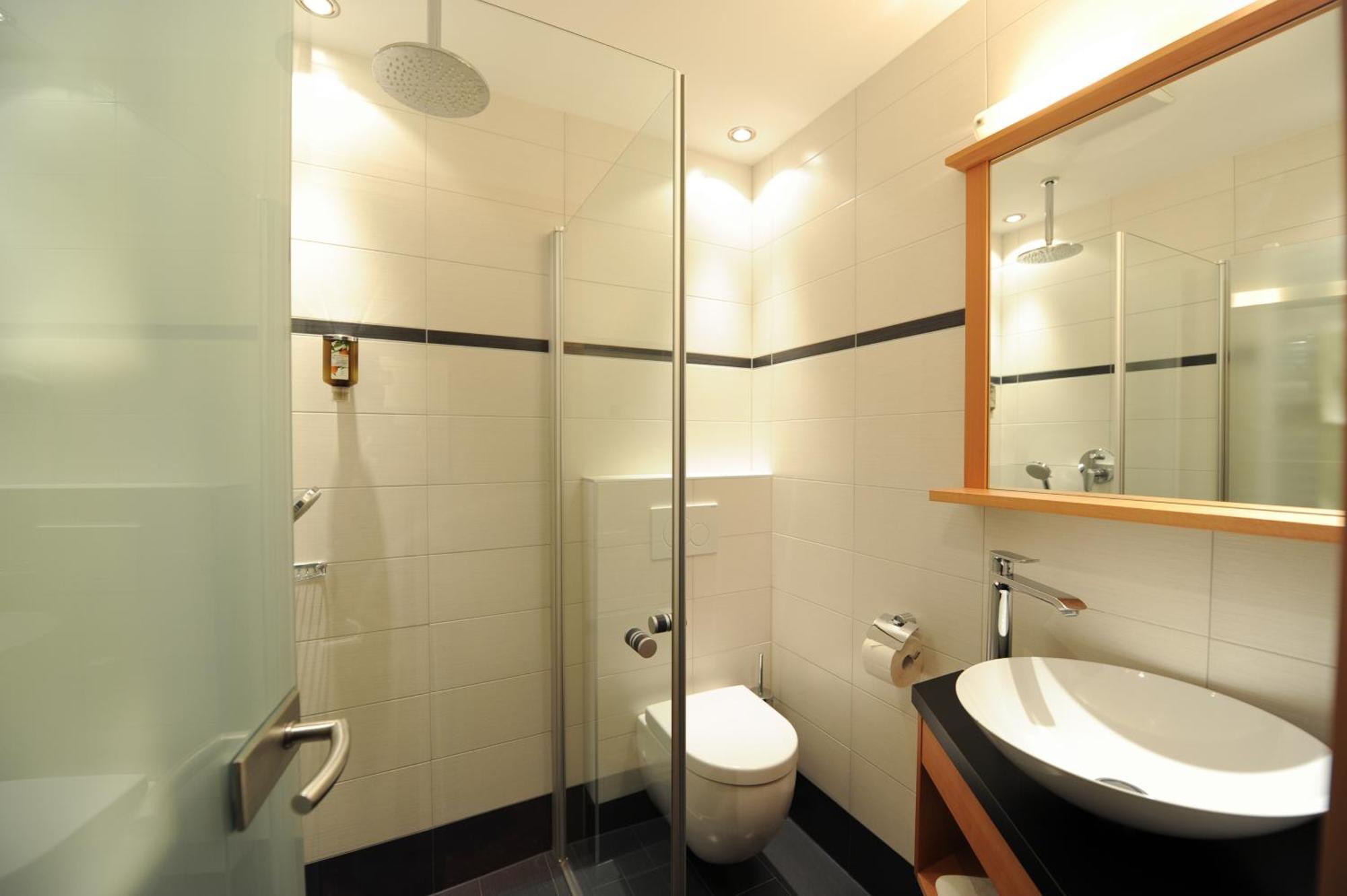 Economy Twin Room,1572688541:JPEG