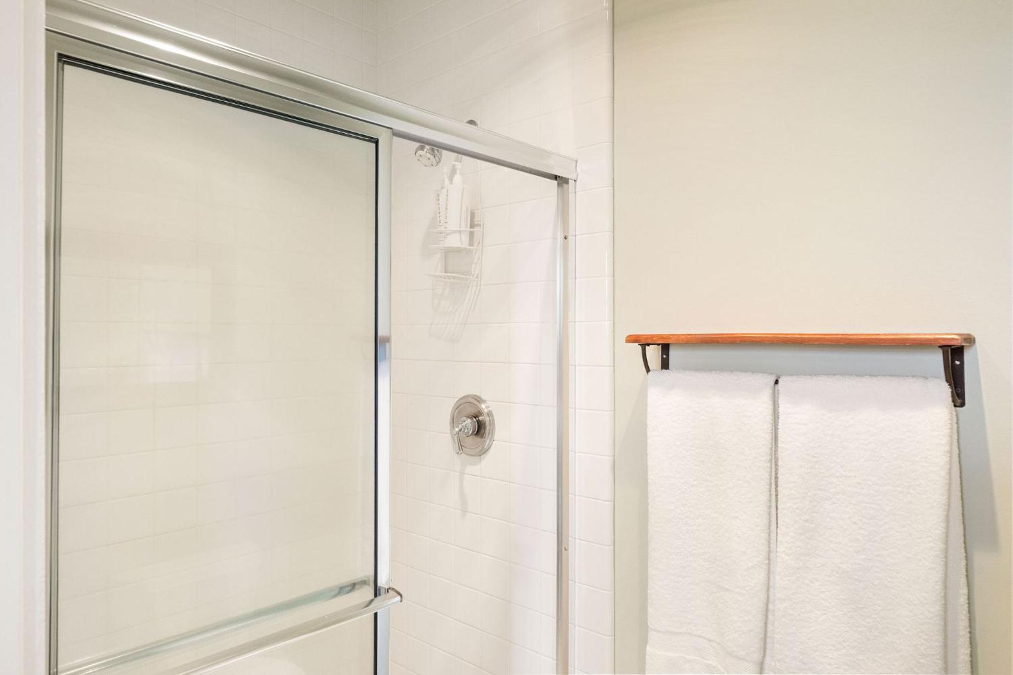 Superior Queen Room, Ensuite (Room 37)