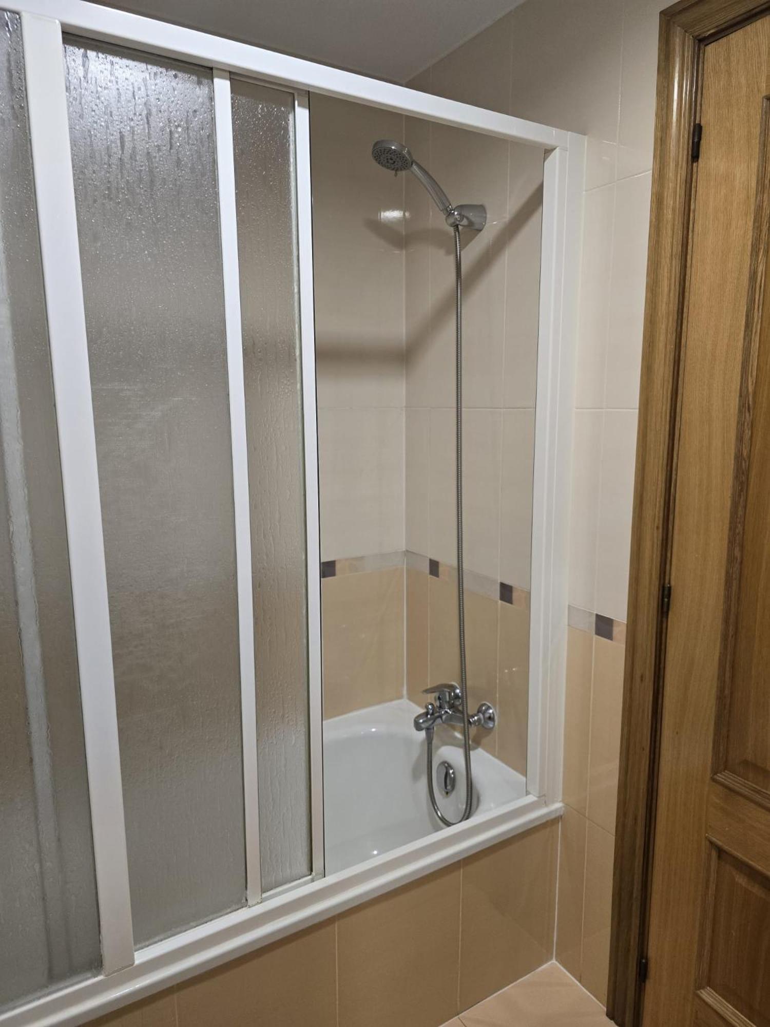 Habitación Triple con baño compartido