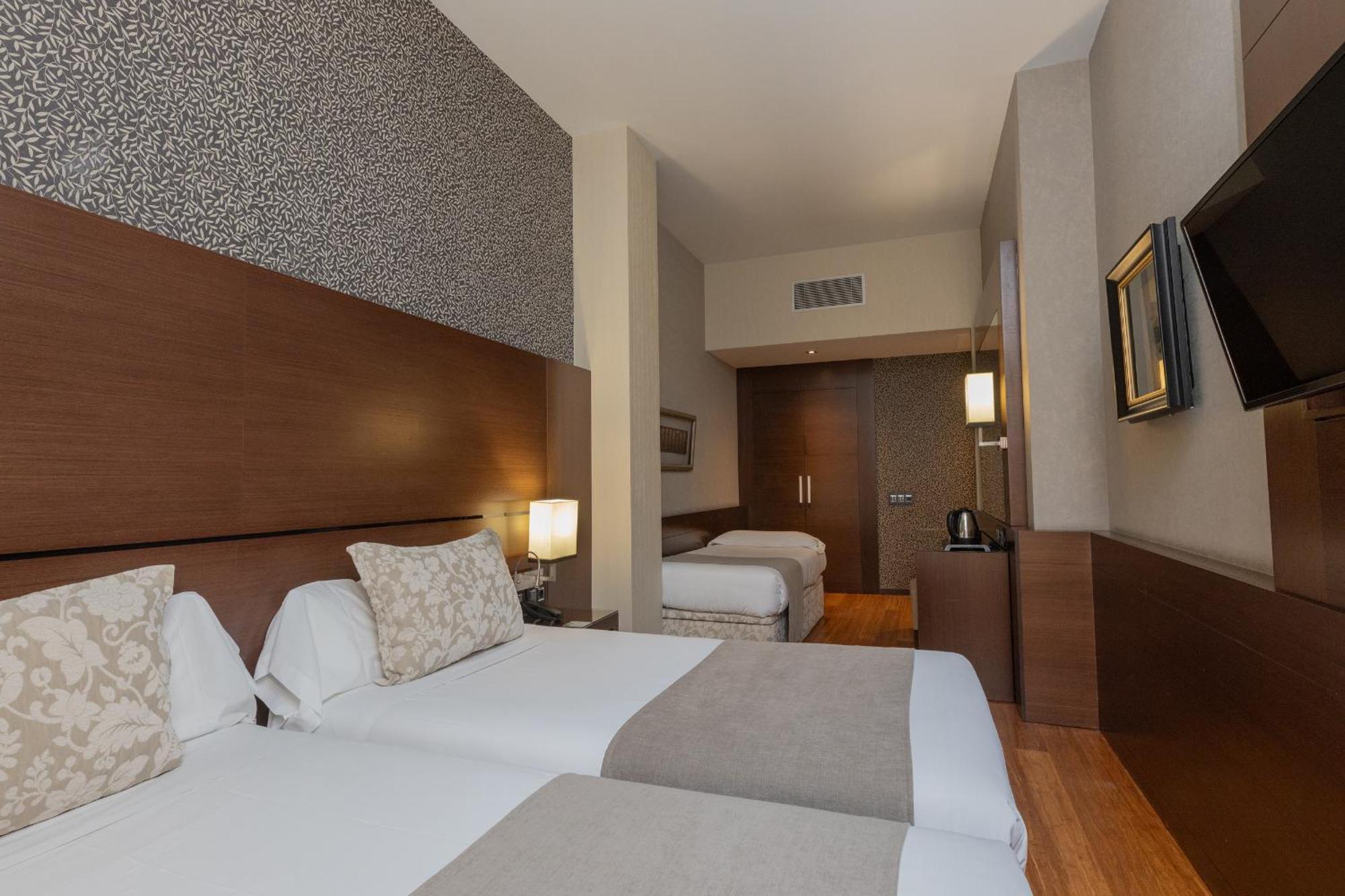 Twin Room Extra Bed,1580422551:JPEG