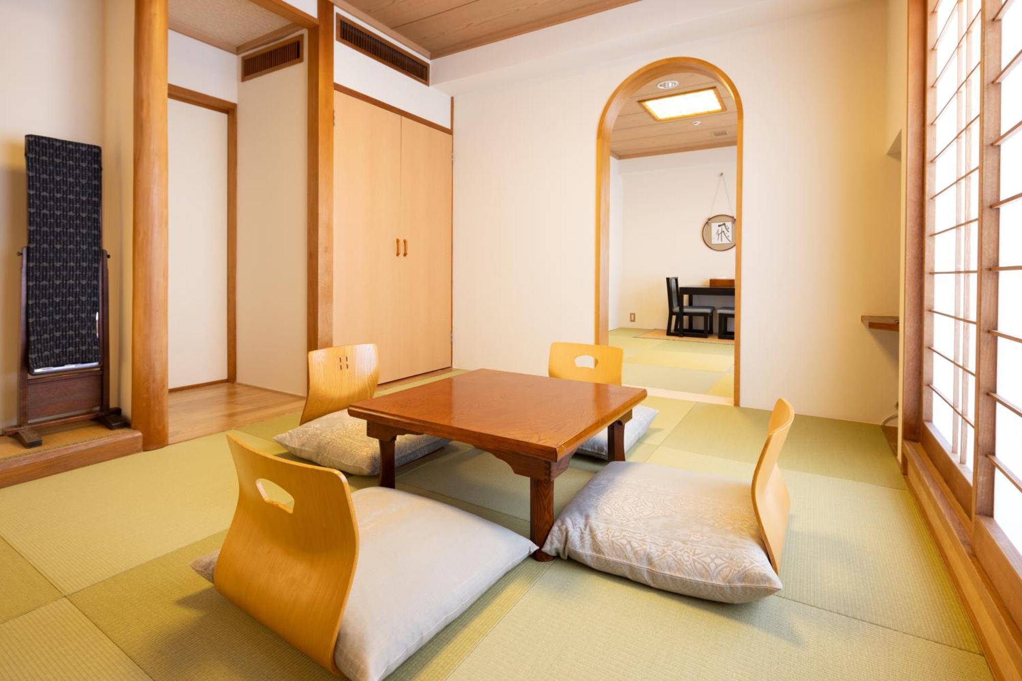 Suite de Style Japonais Partiellement Rénovée - Non-Fumeurs - Repas non Inclus