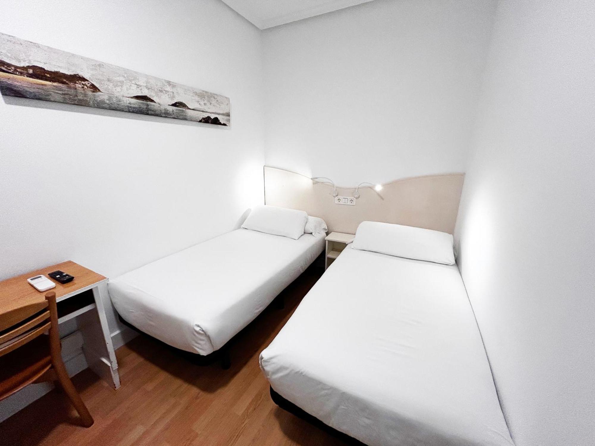 Petite Chambre Lits Jumeaux