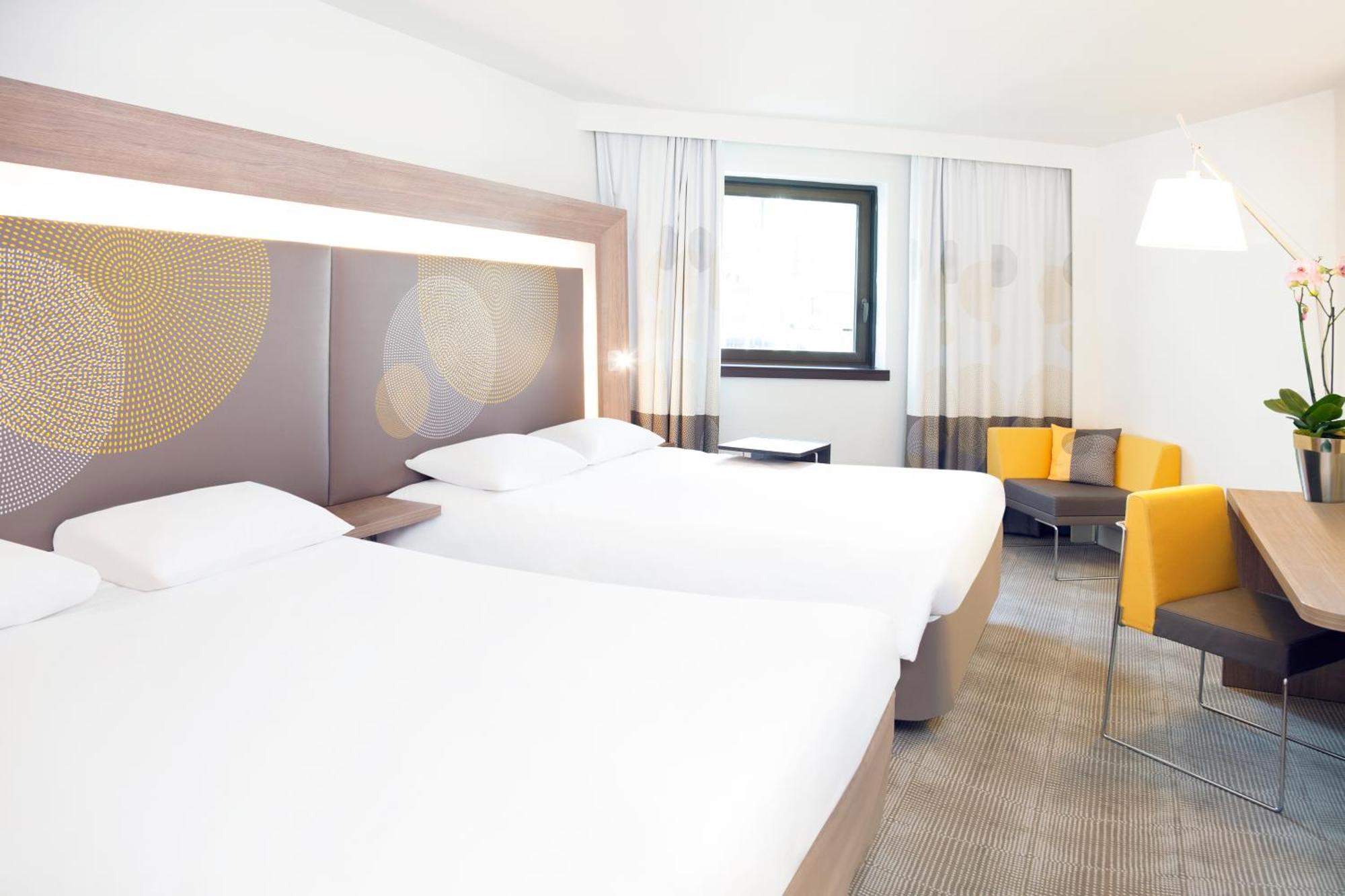 Executive Queen Room with Two Queen Beds,1704846785:JPEG