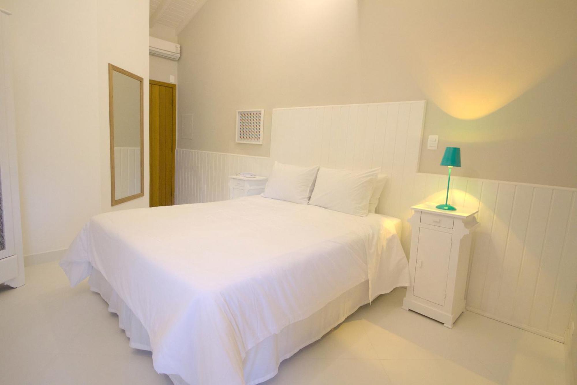 Standard Double Suite,699463548:JPEG