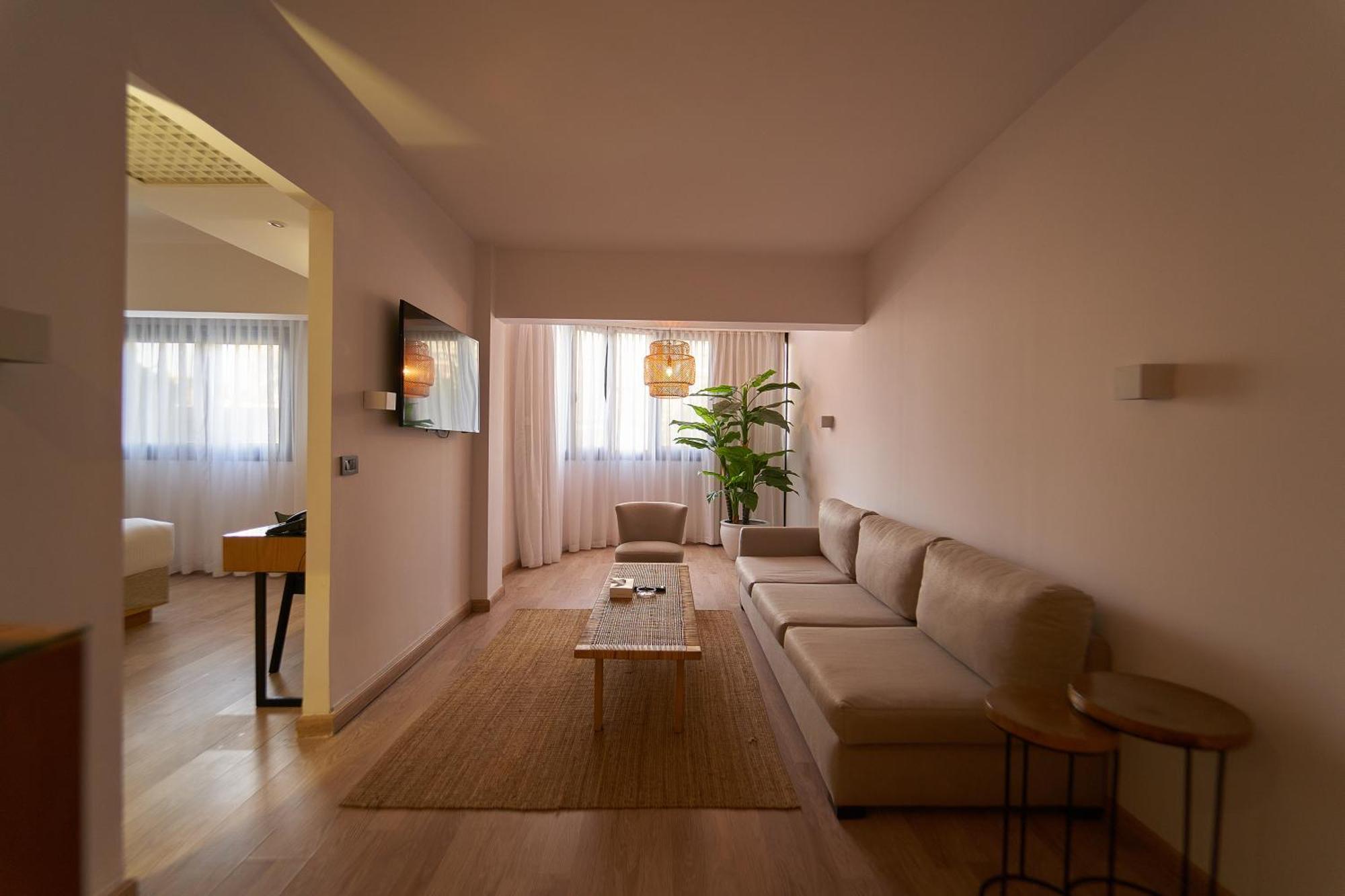 Junior Suite