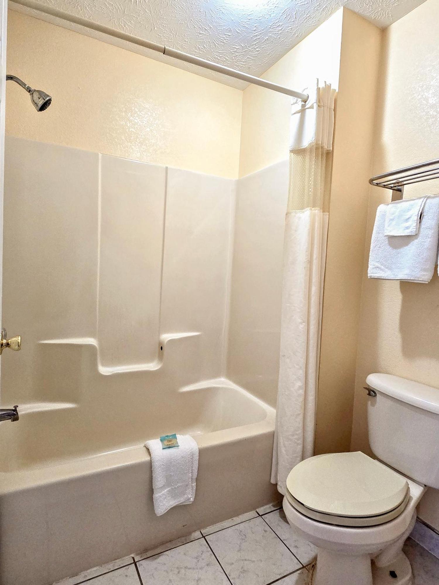 Superior King Suite