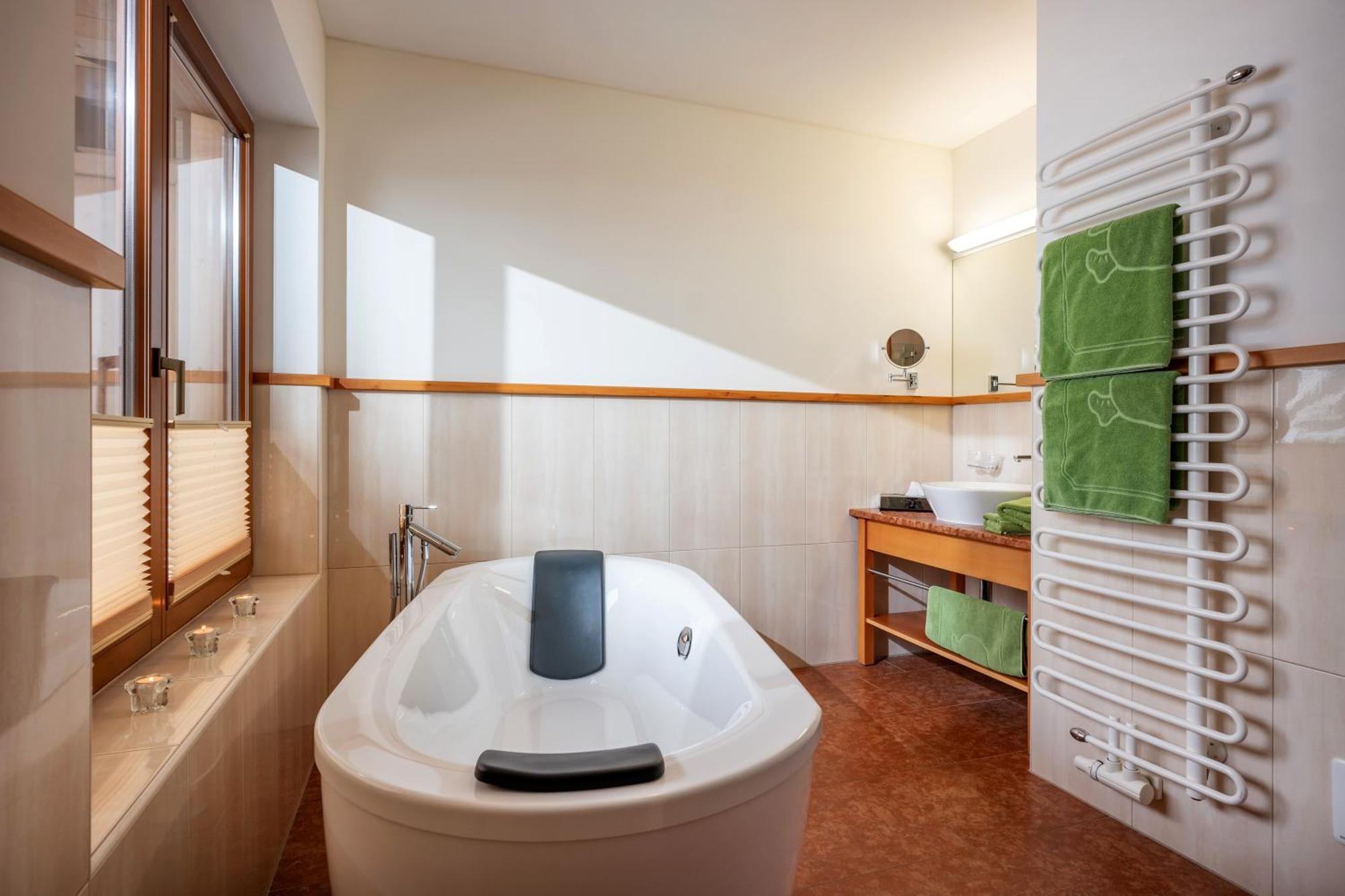 Nature Suite