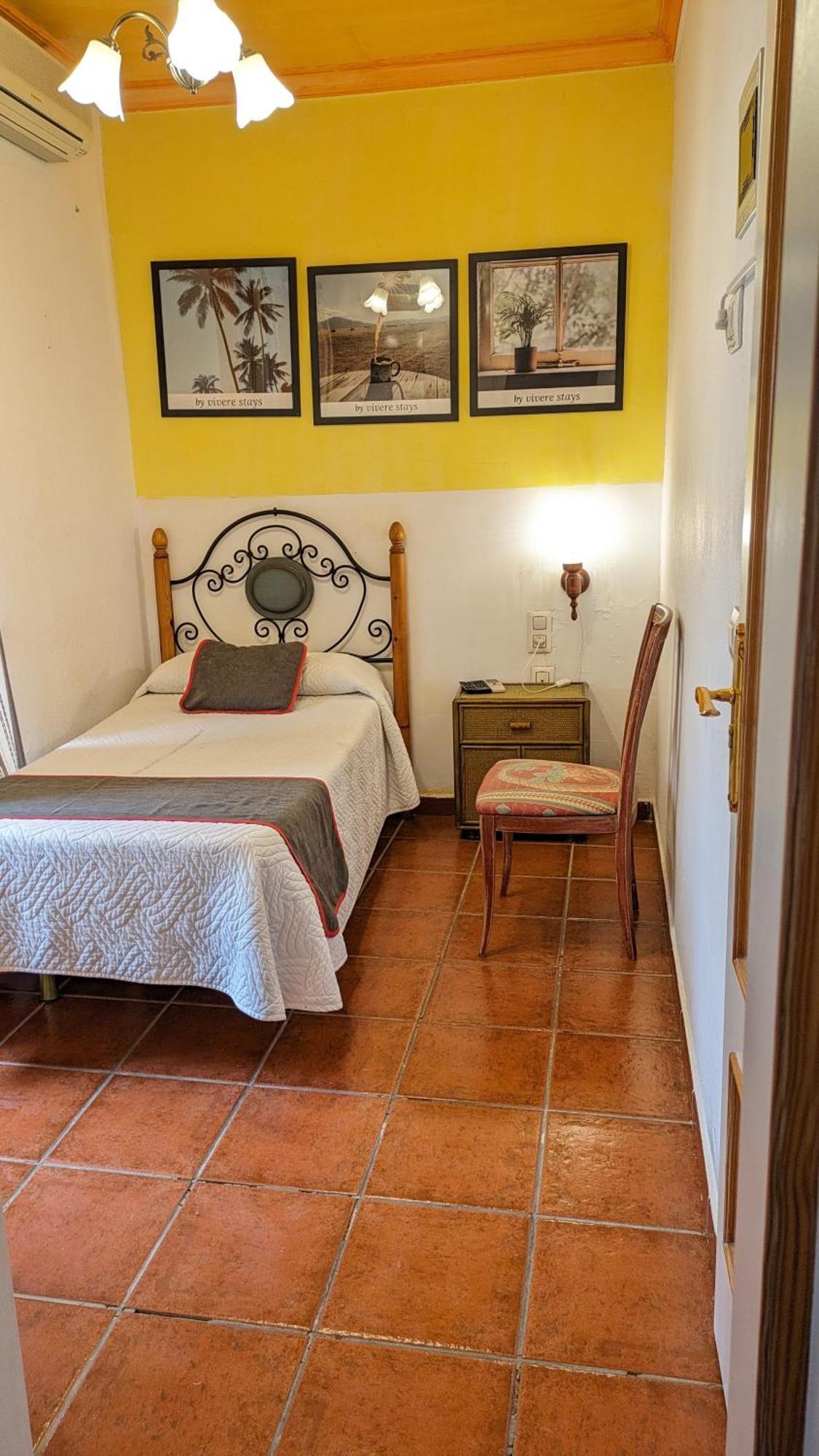 Single Room,1586849955:JPEG