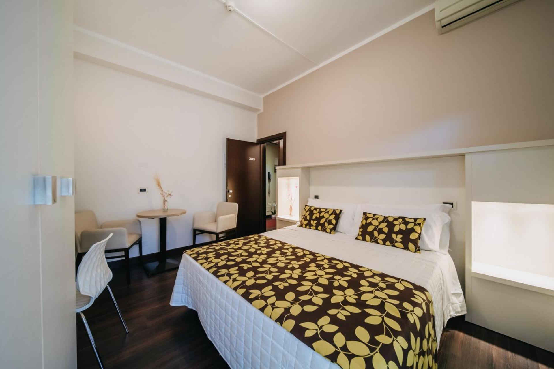 Superior Double Room,1587501178:JPEG