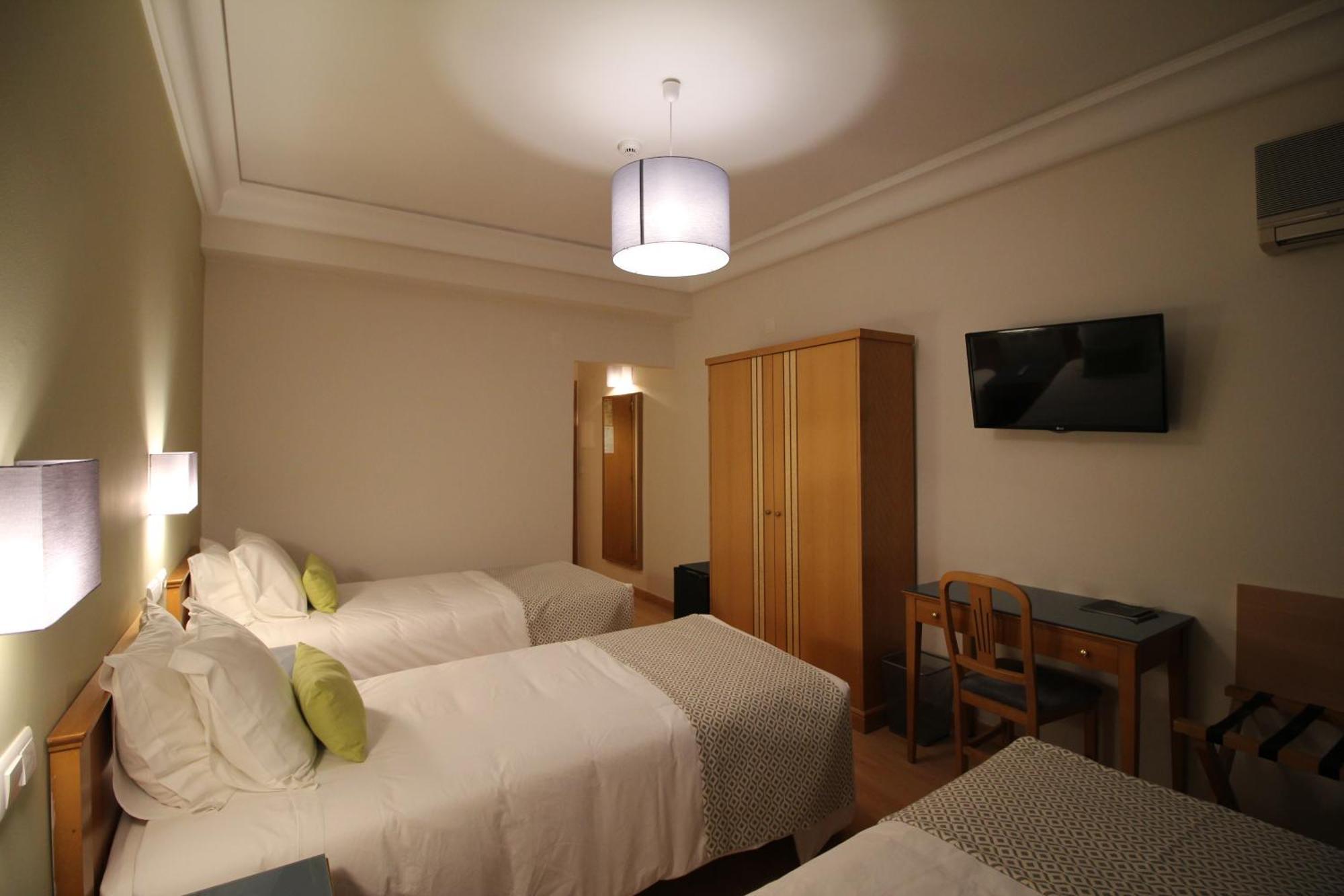 Quarto Triplo Standard