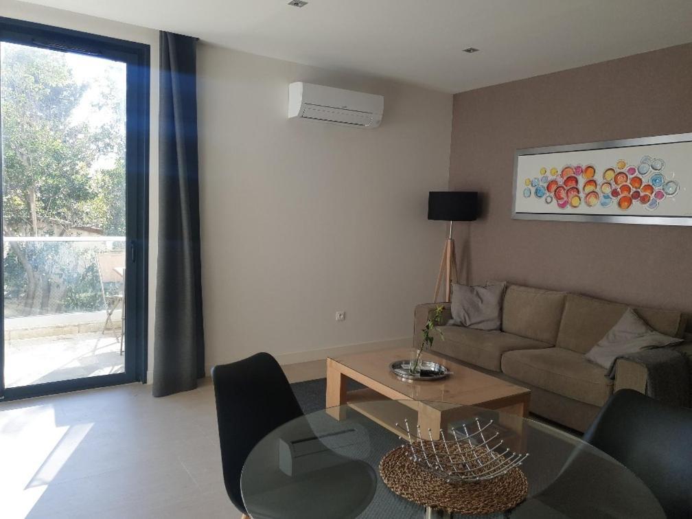 Appartement 1 Chambre avec Terrasse