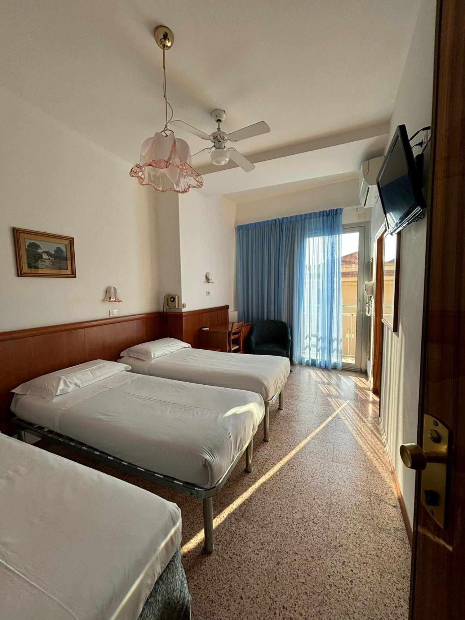 Dreibettzimmer