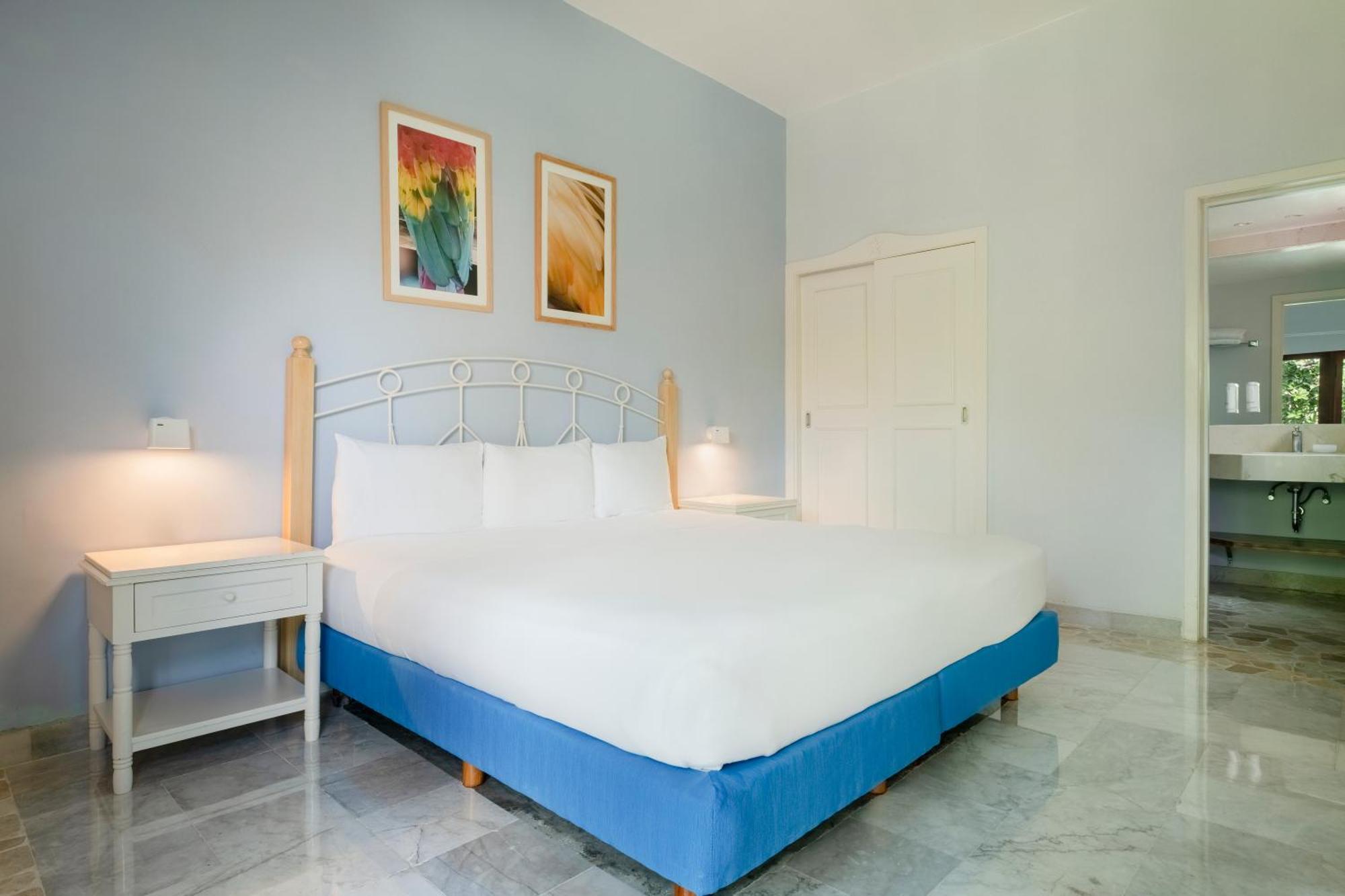 Premium Accessible Room