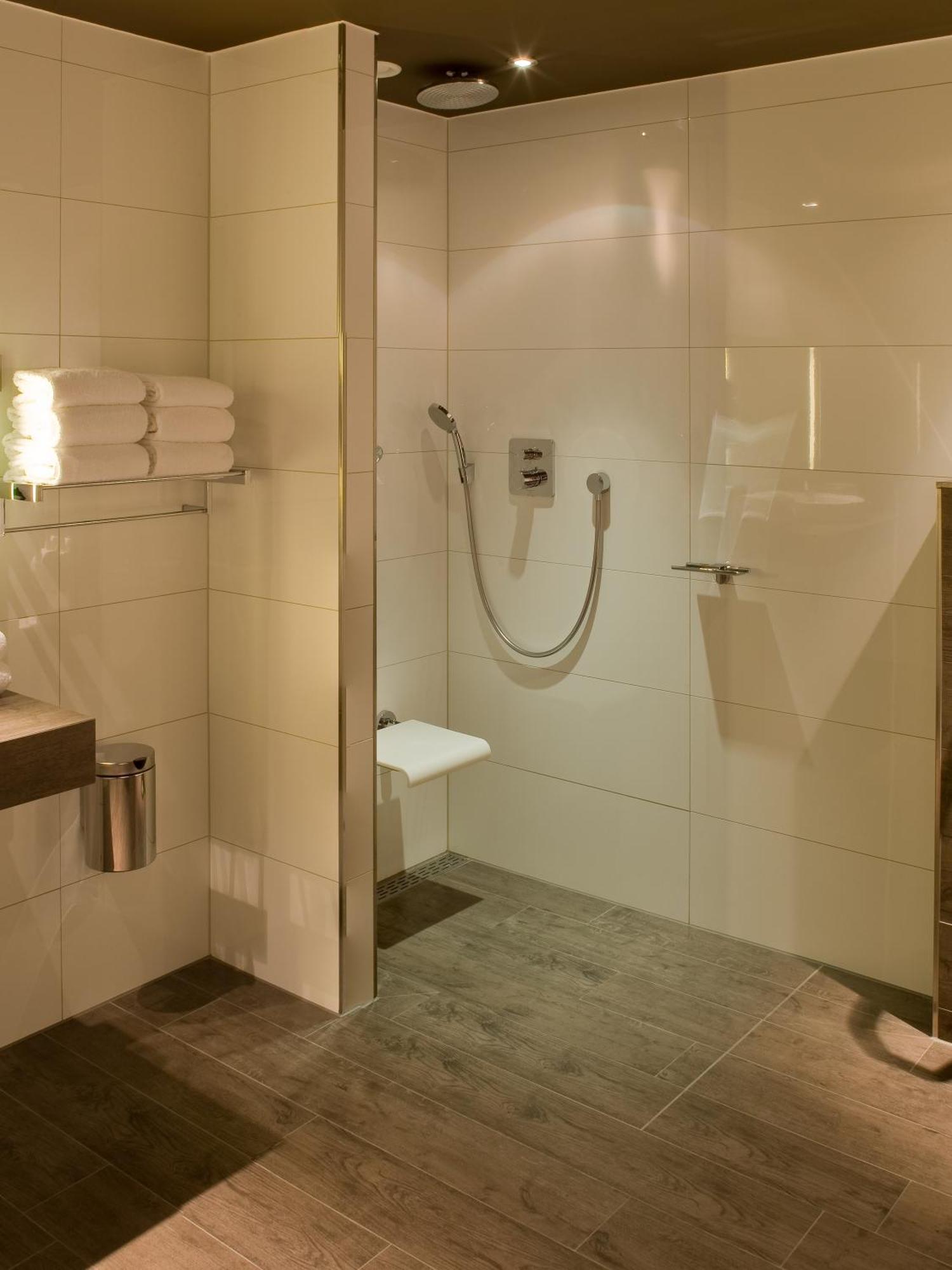 Double Room - Disability Access,1589345303:JPEG