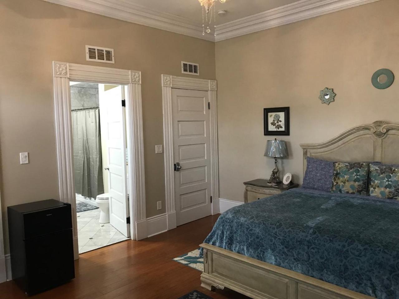 Suite met Kingsize Bed en Balkon