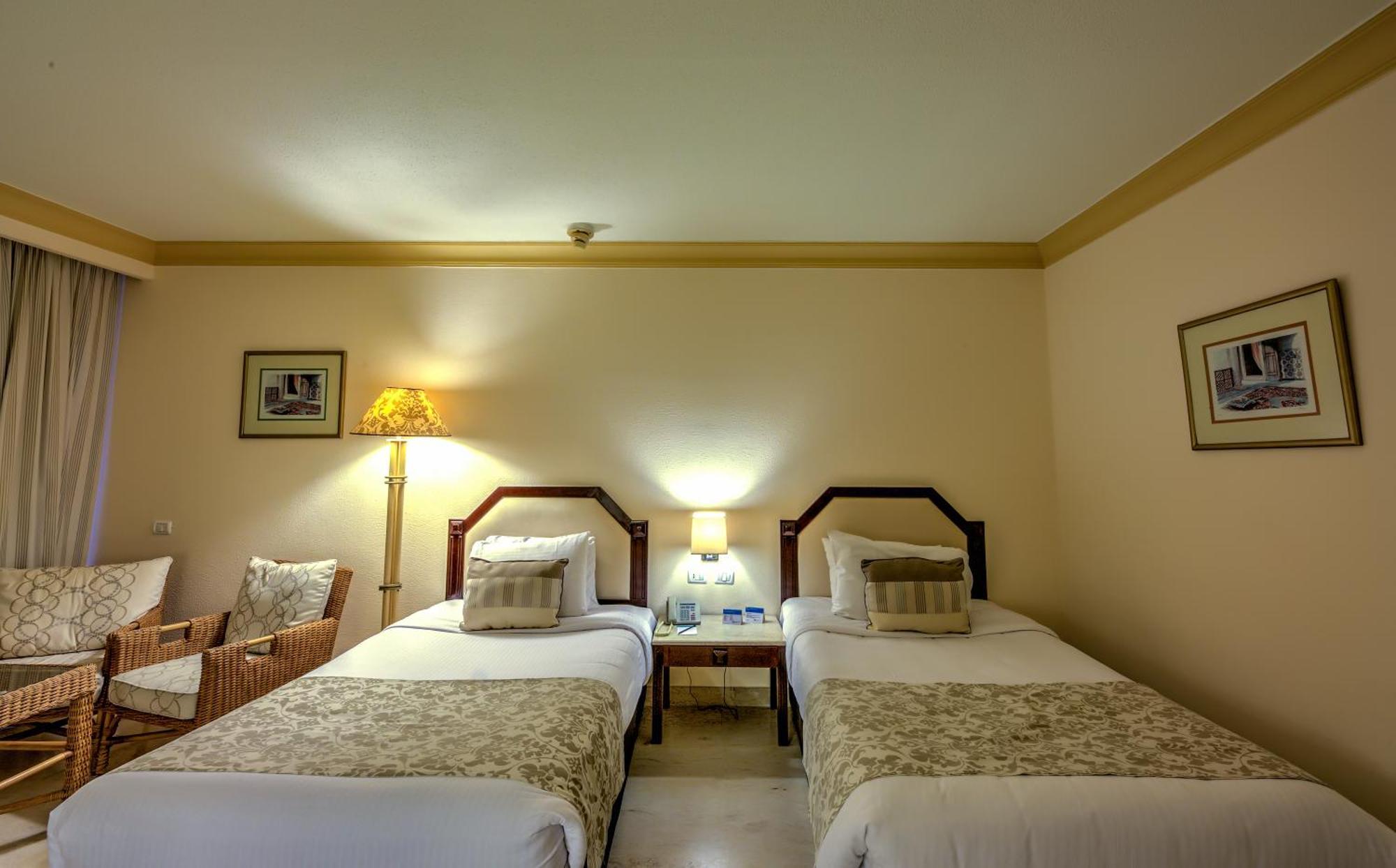 Classic Zimmer mit teilweisem Meerblick