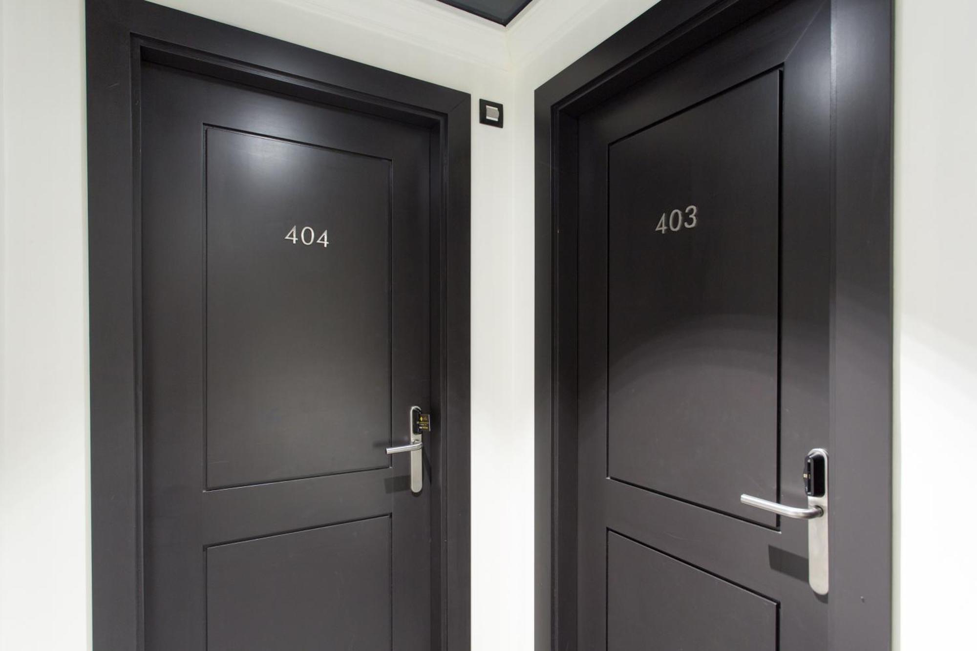 Two Connecting Double Rooms (4 Adults)