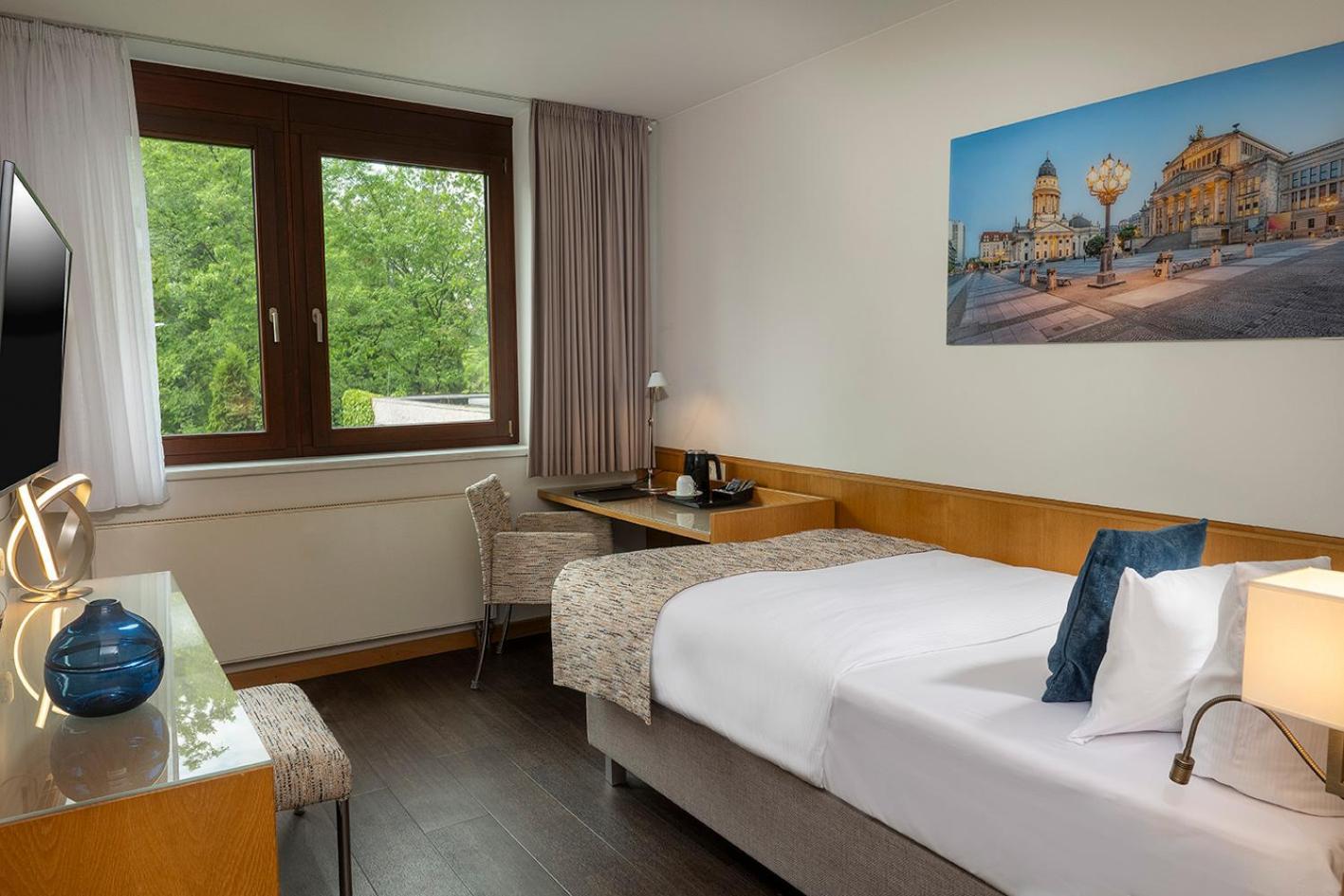 Single Room,1014596581:JPEG