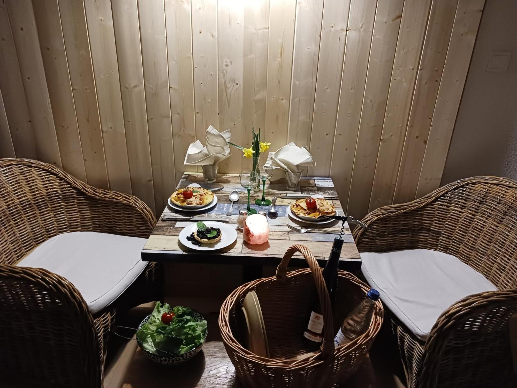Apartment,1596868826:JPEG