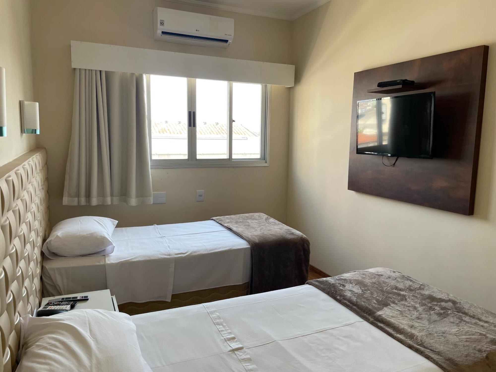 Quarto Standard com 2 Camas de Solteiro