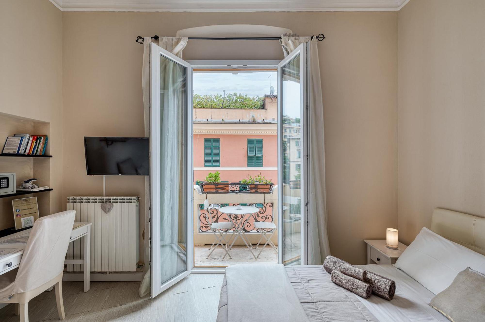 Vierbettzimmer mit Balkon