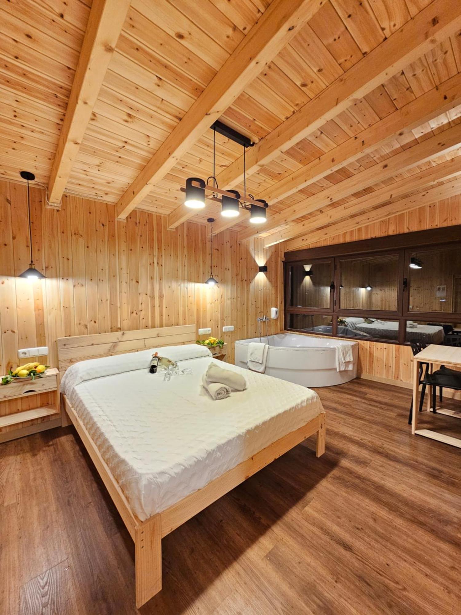 Suite Deluxe con bañera de hidromasaje