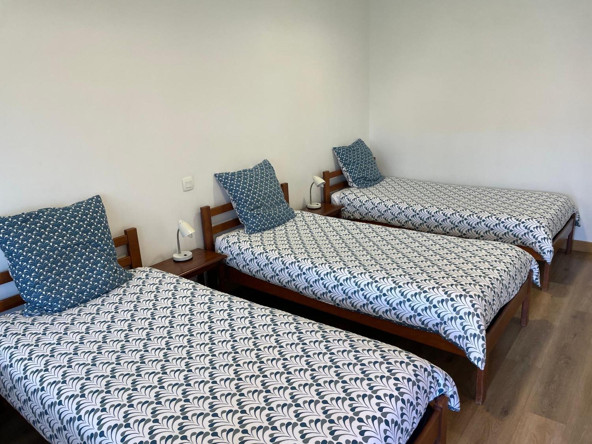 Chambre Triple avec Salle de Bains Privative