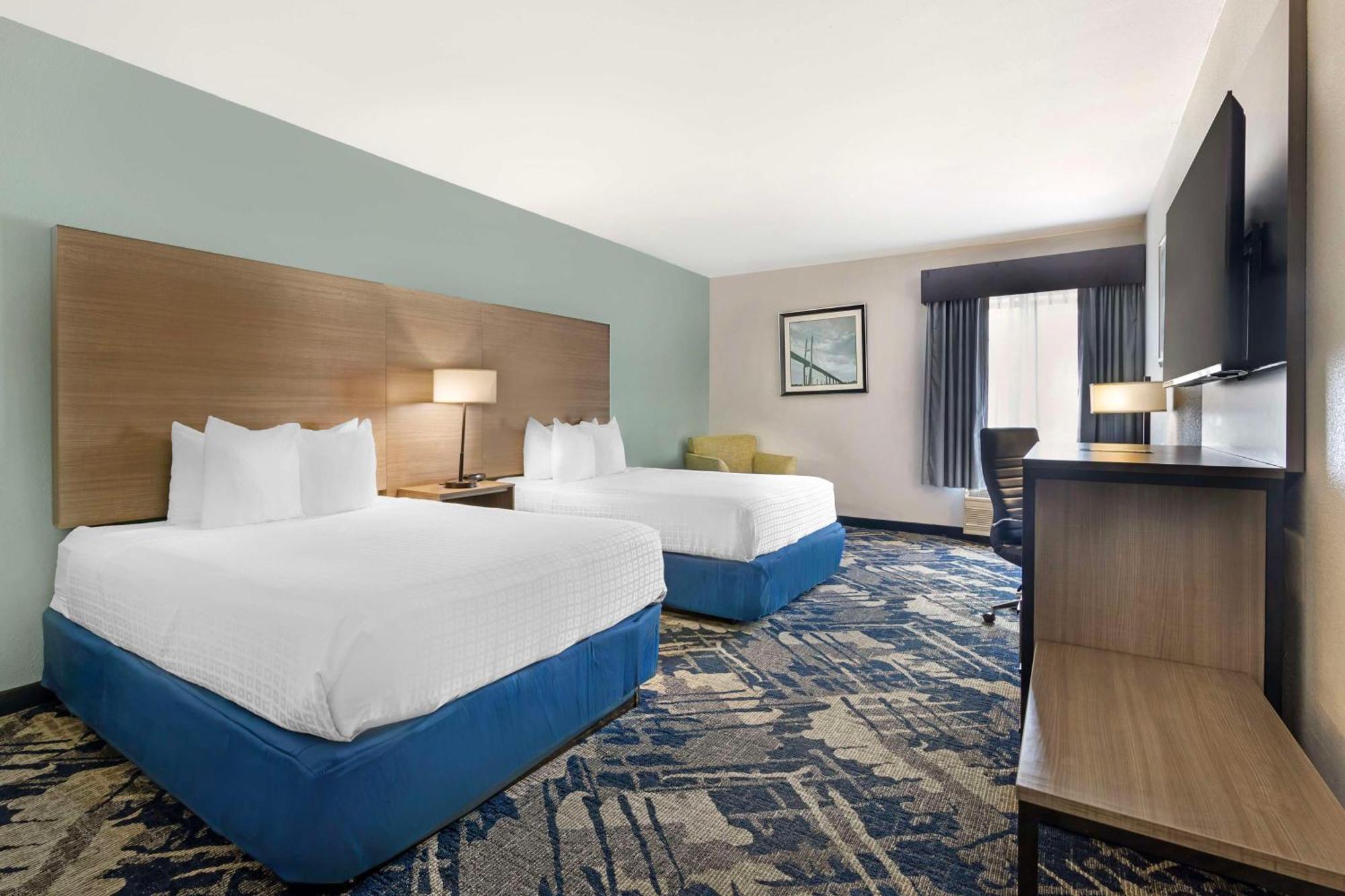 Queen Suite 2 Queen Beds Disability Access Non-Smoking,1596878325:JPEG