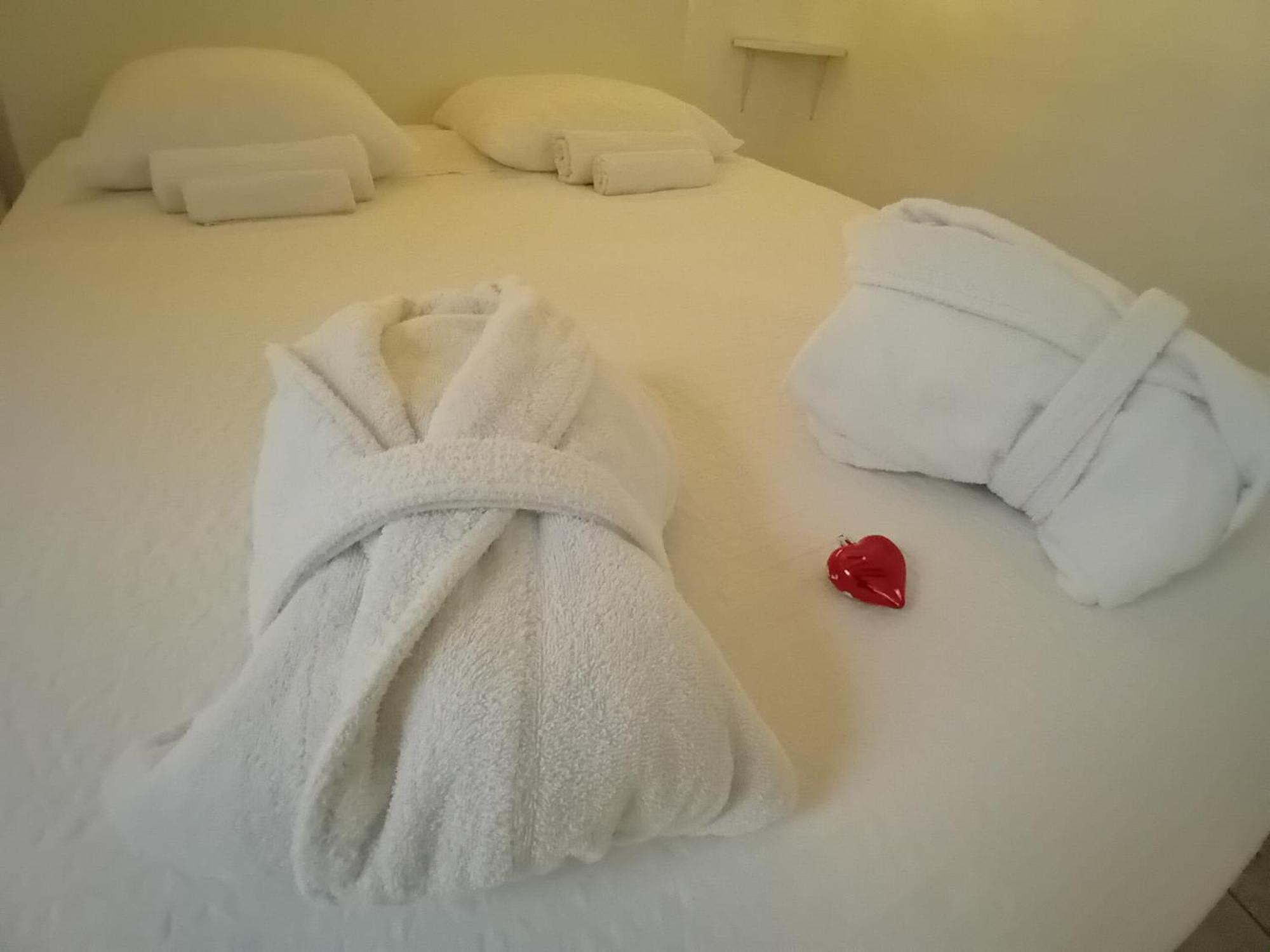 One-Bedroom Apartment (3 Adults)