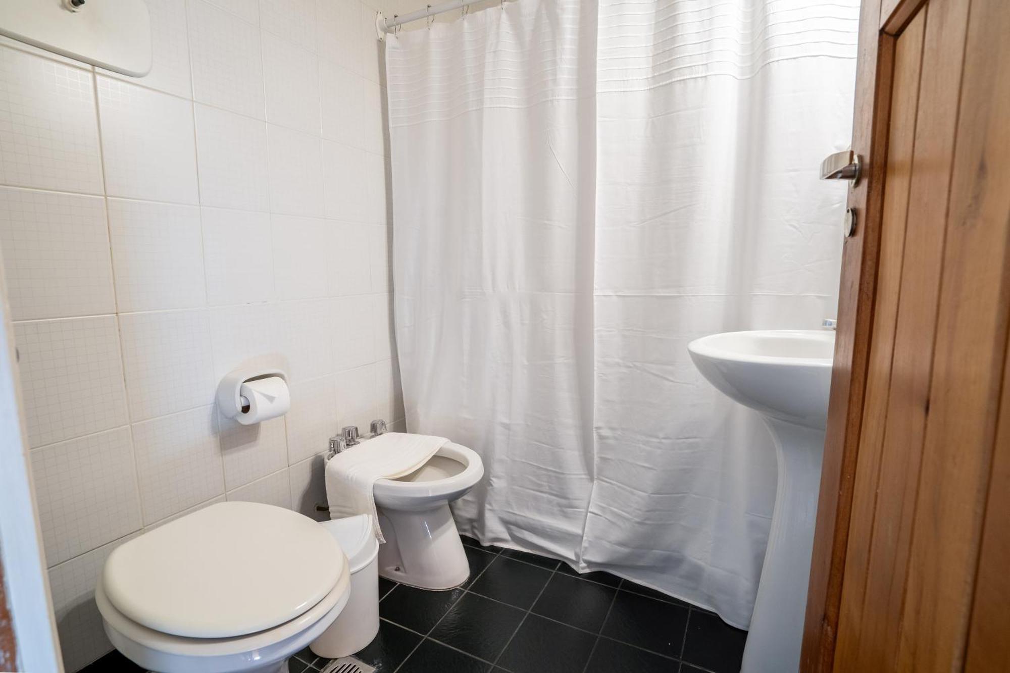 Quarto Família (4 Adultos)