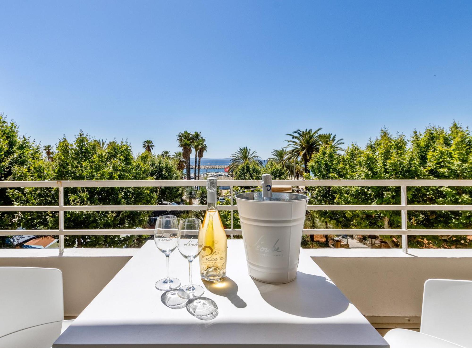 Chambre Double – Vue sur Mer (1er Étage)
