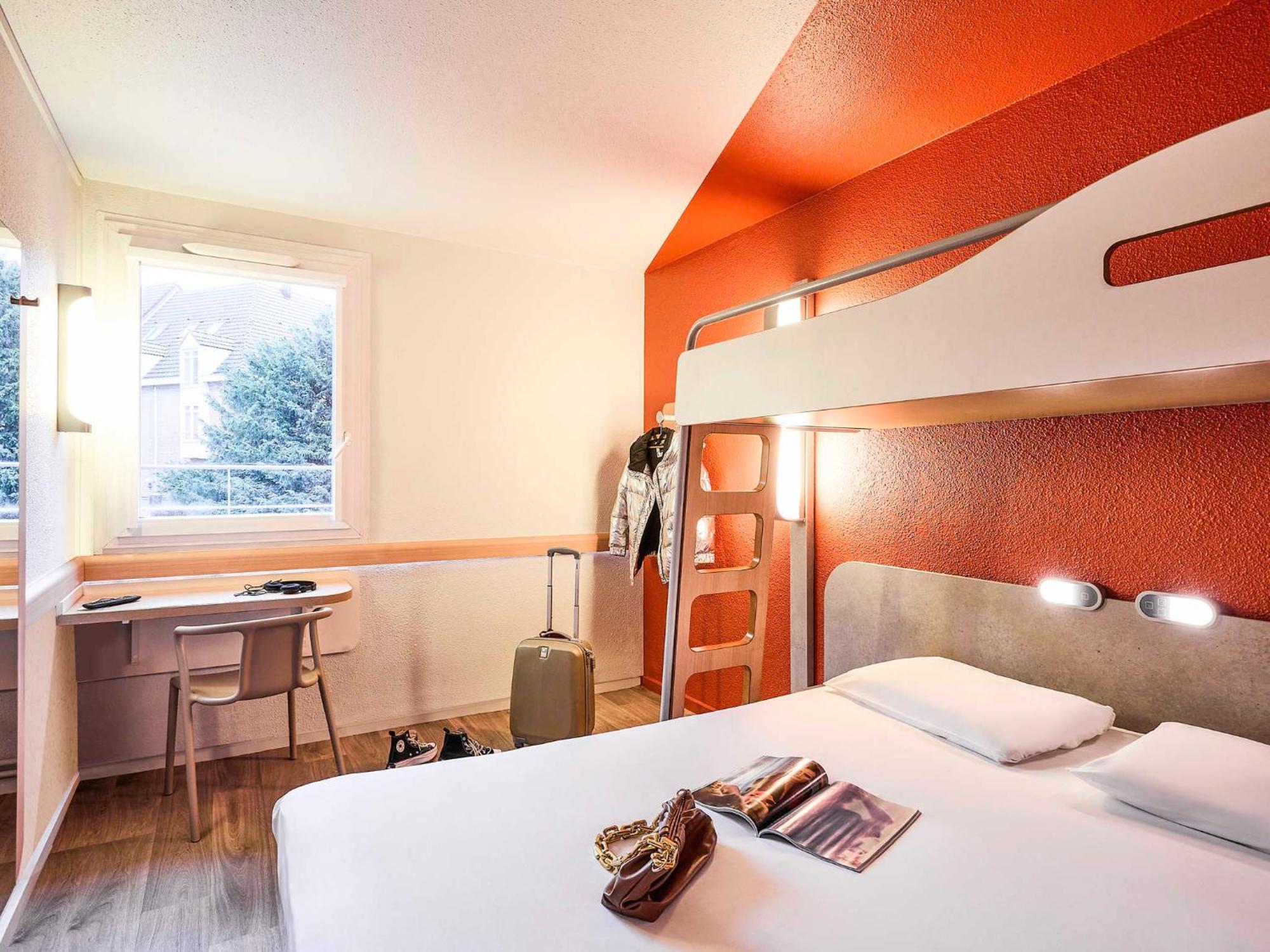 Triple Room,1717091391:JPEG