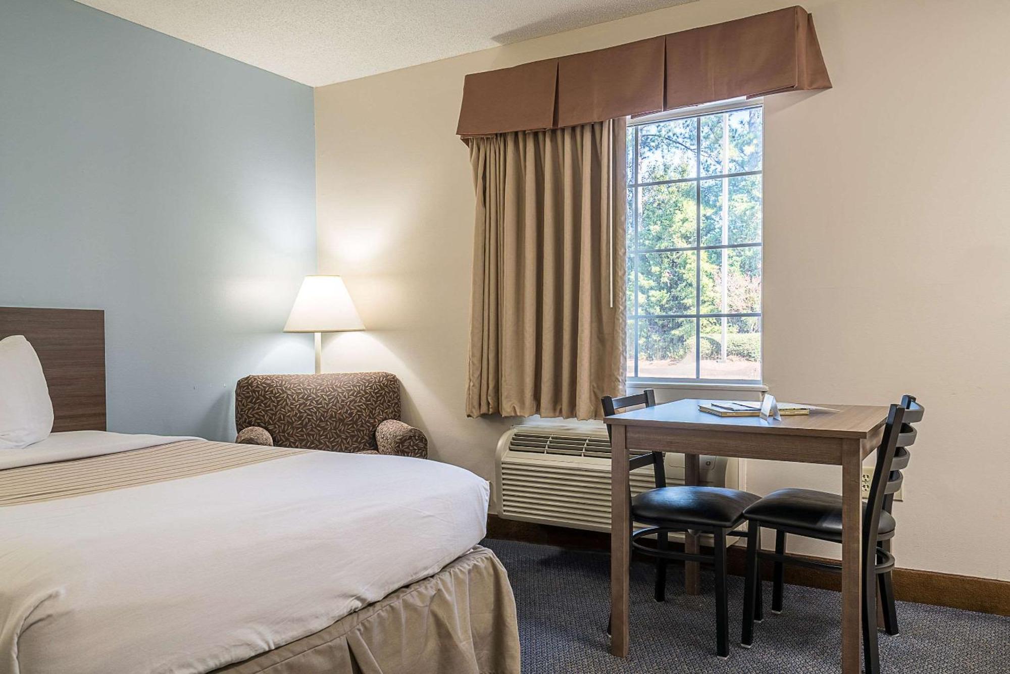 Double Room with Two Double Beds - Smoking