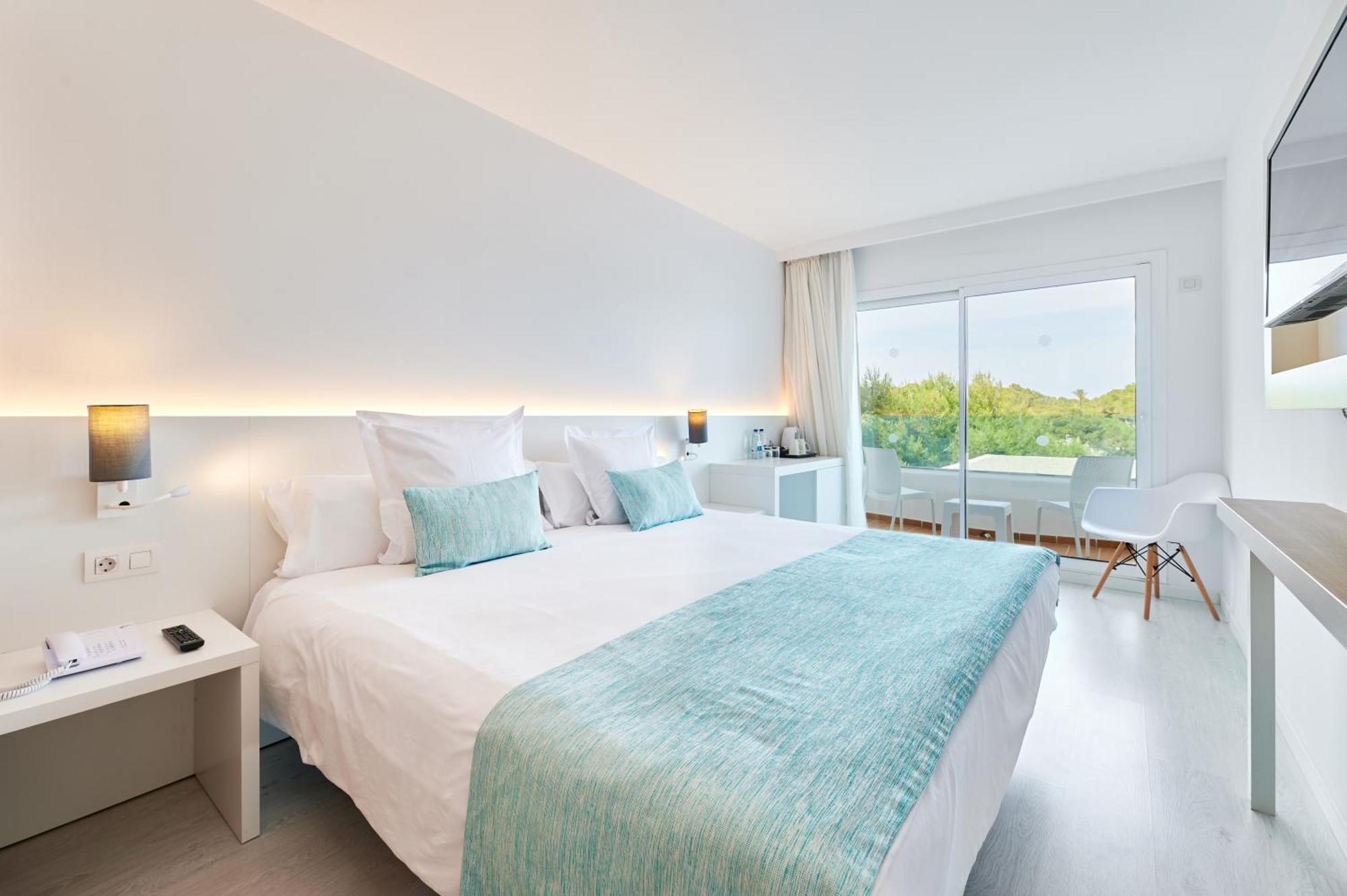 Double Room,1602387773:JPEG