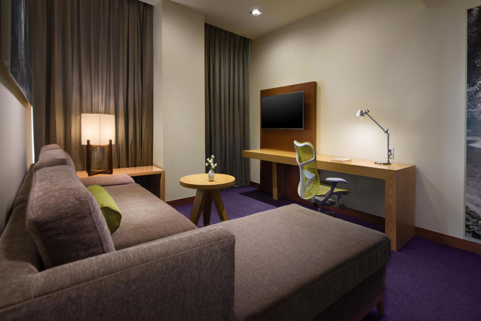 Junior King Suite,1602989843:JPEG