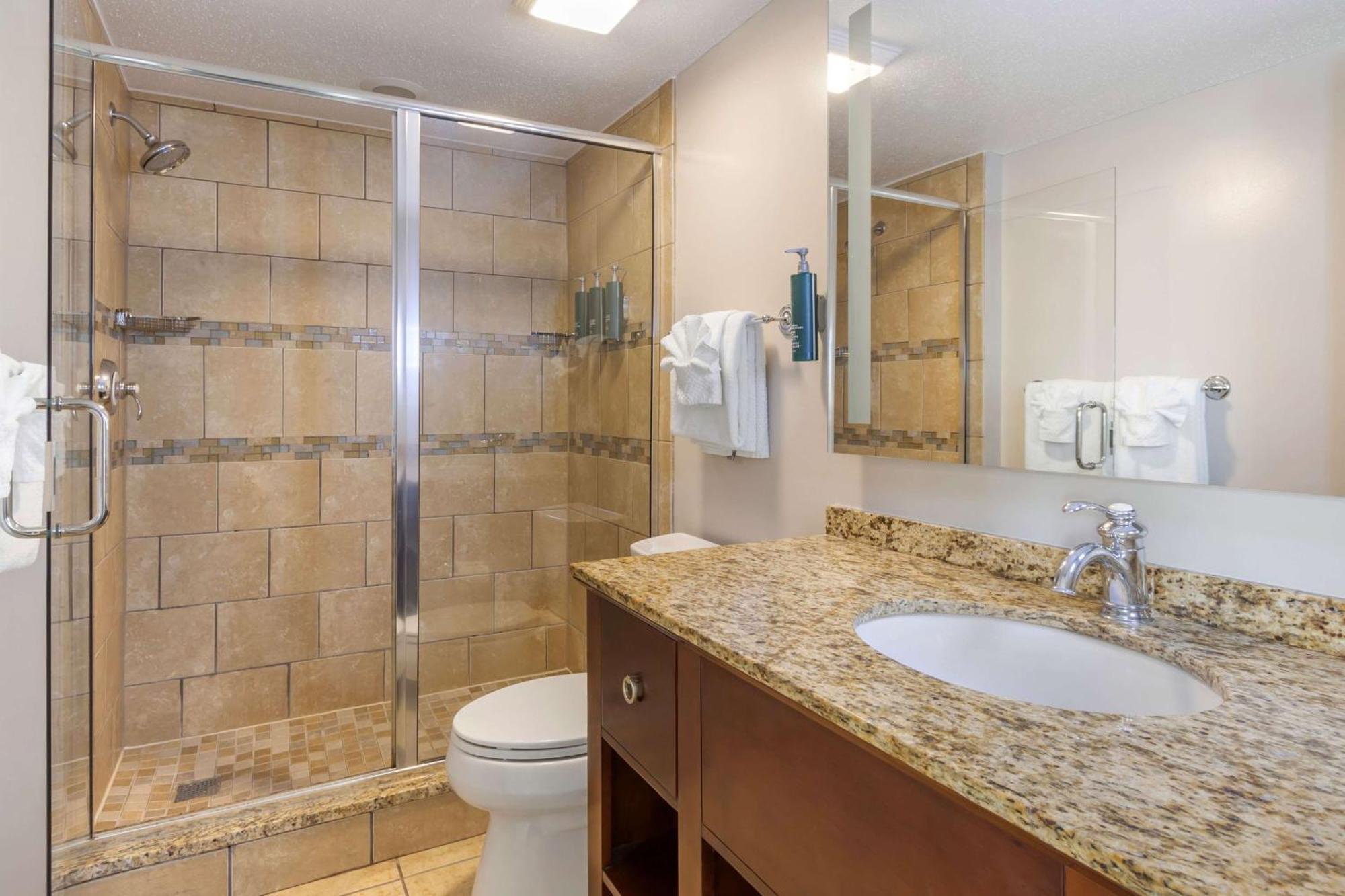 Two-Bedroom Suite with Ocean Front