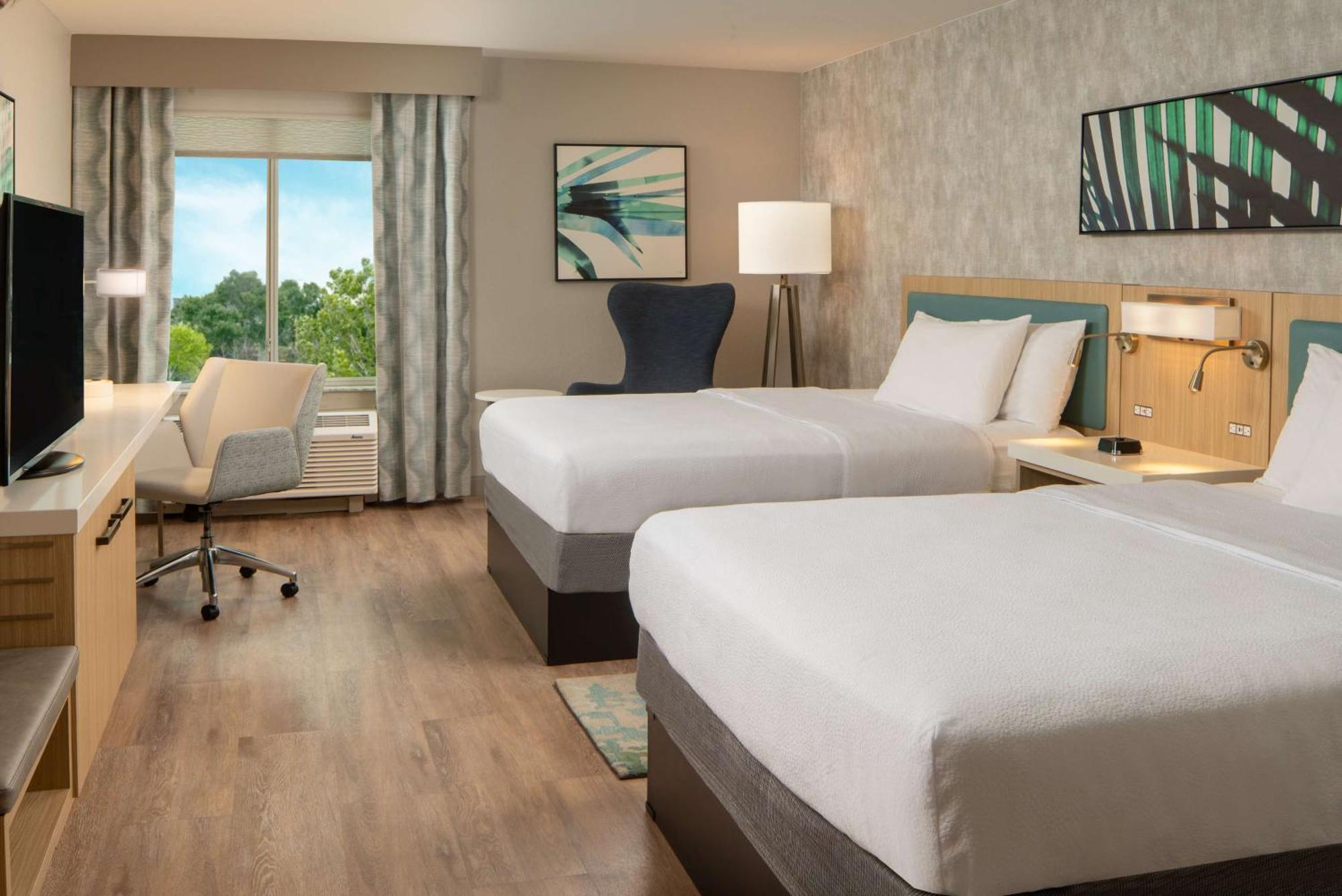 Zimmer mit 2 Queensize-Betten