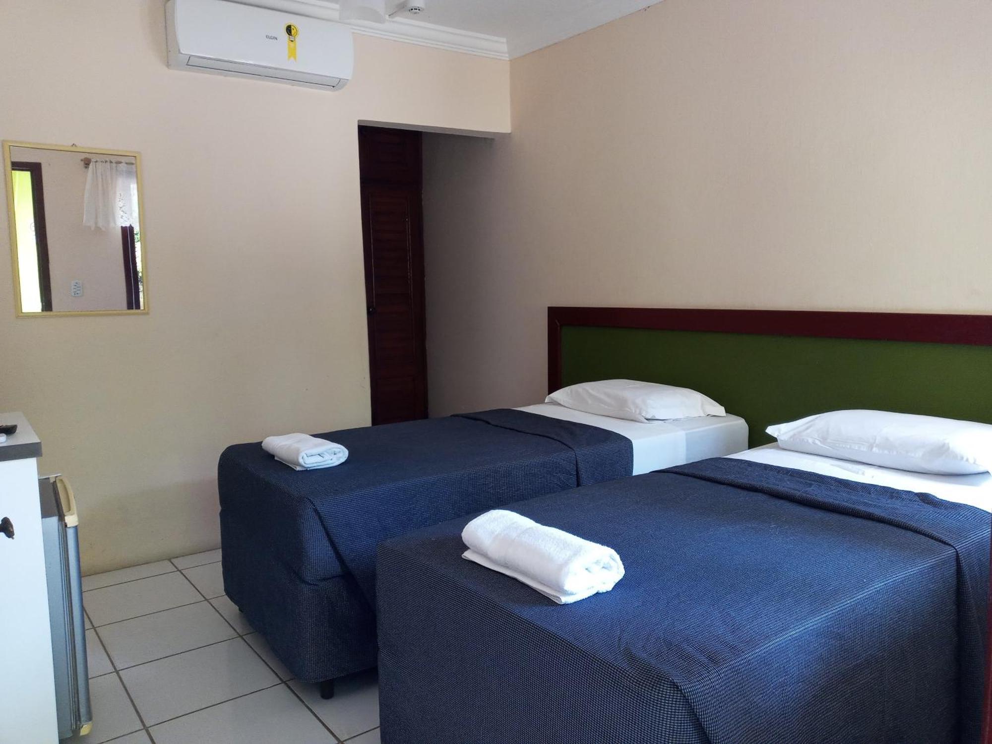 Quarto Deluxe com Cama de Casal ou 2 de Solteiro