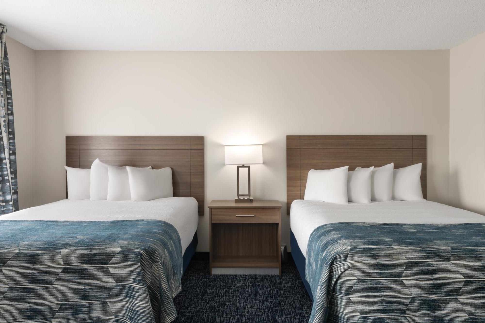 Queen Room with Two Queen Beds - Non-Smoking