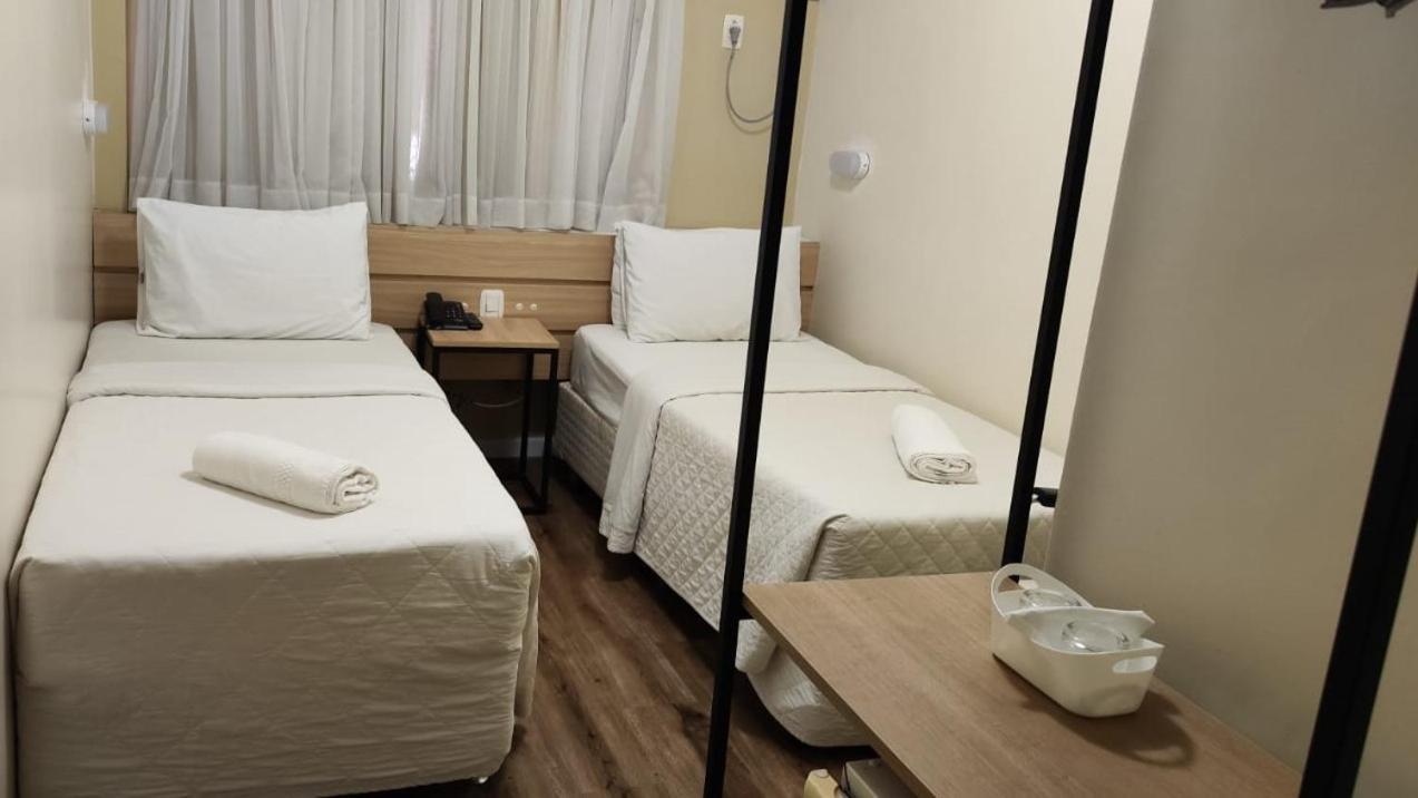 Quarto Duplo Econômico