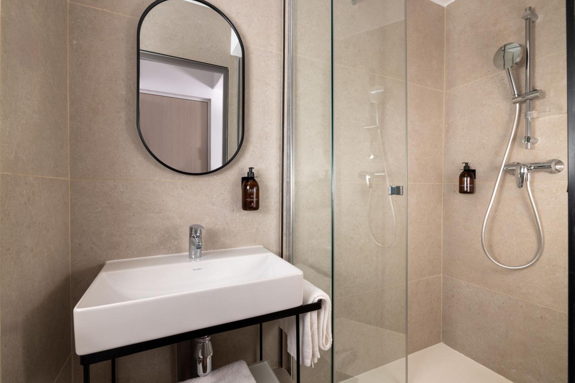 Quarto Individual