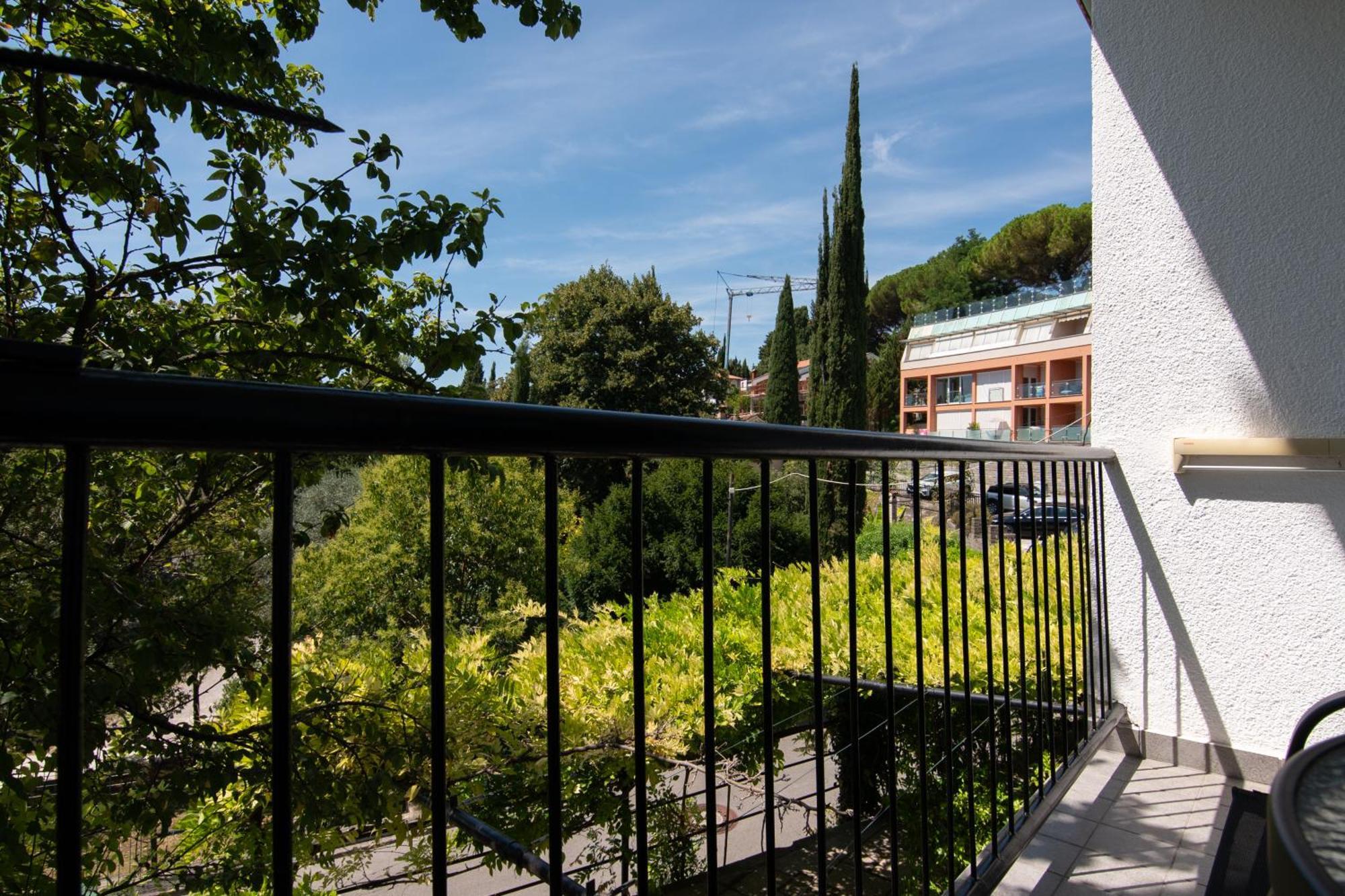 Monolocale Economy con Balcone