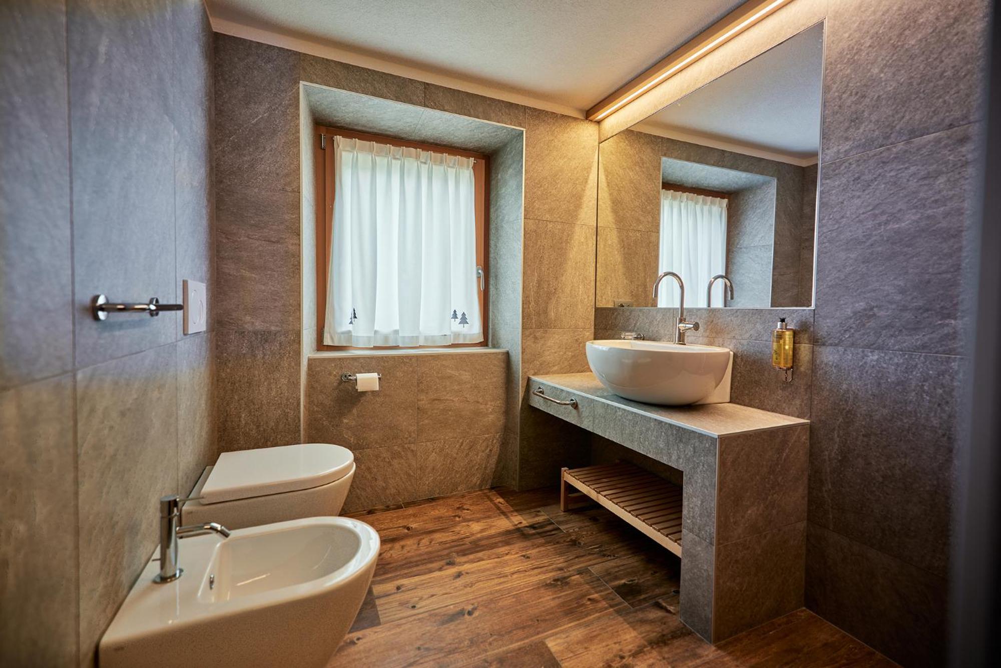 Two-Bedroom Apartment in Dependance,1607659247:JPEG