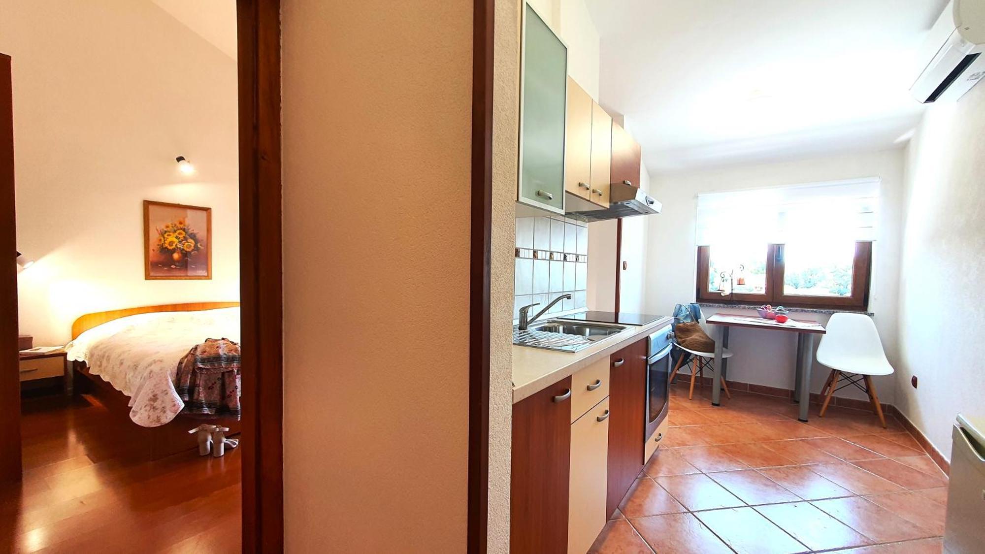 Apartment mit 1 Schlafzimmer, Balkon und Meerblick