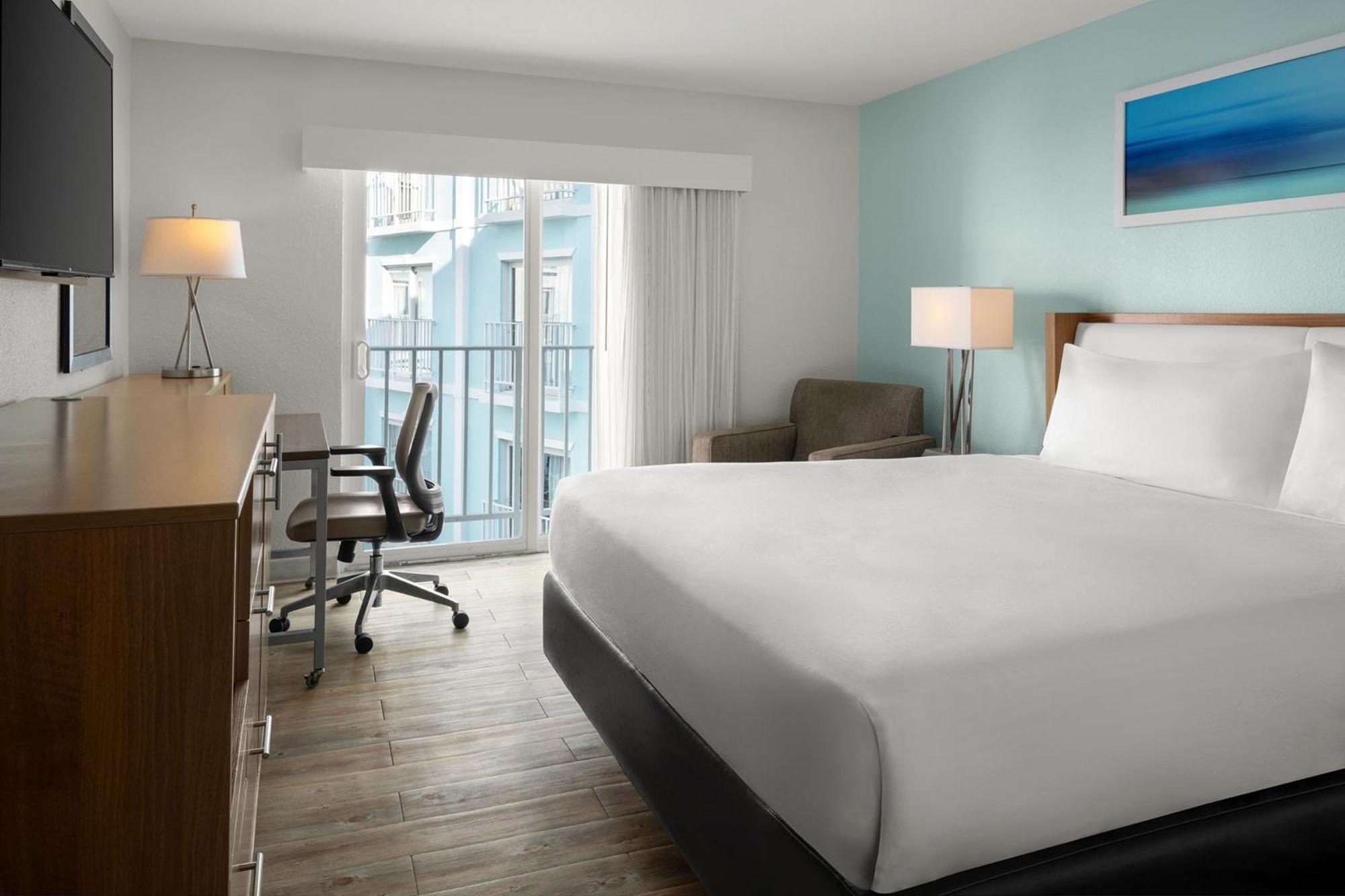 King Room with Island View