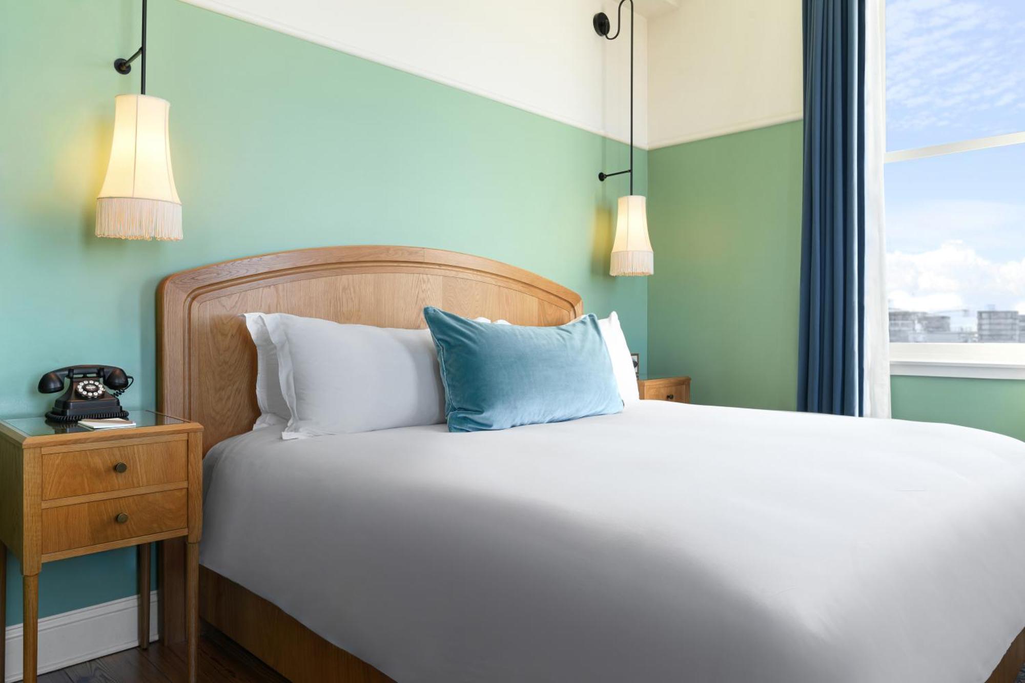 Junior King Suite with Seating Area