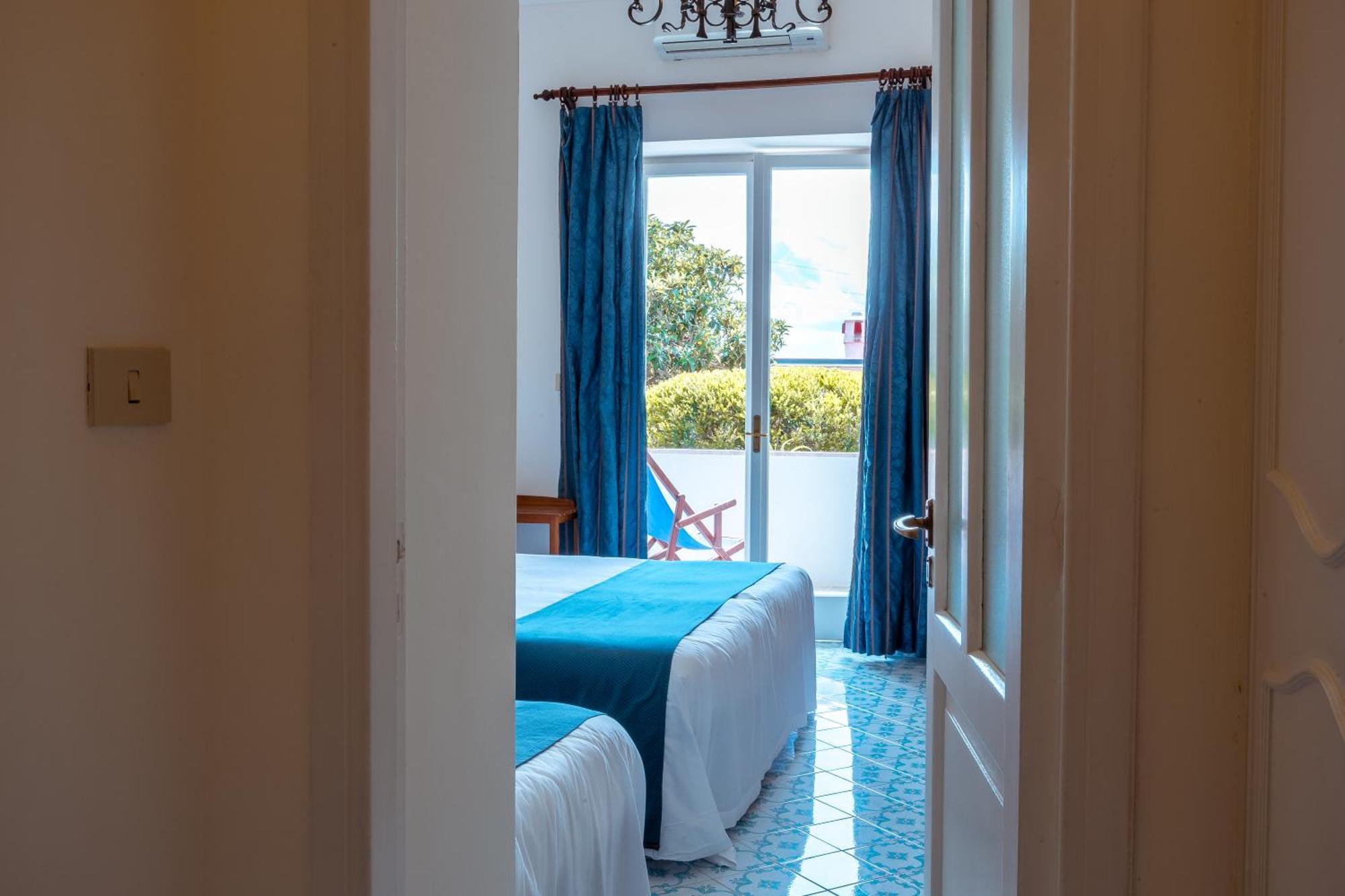 Superior Doppelzimmer mit Balkon und Gartenblick