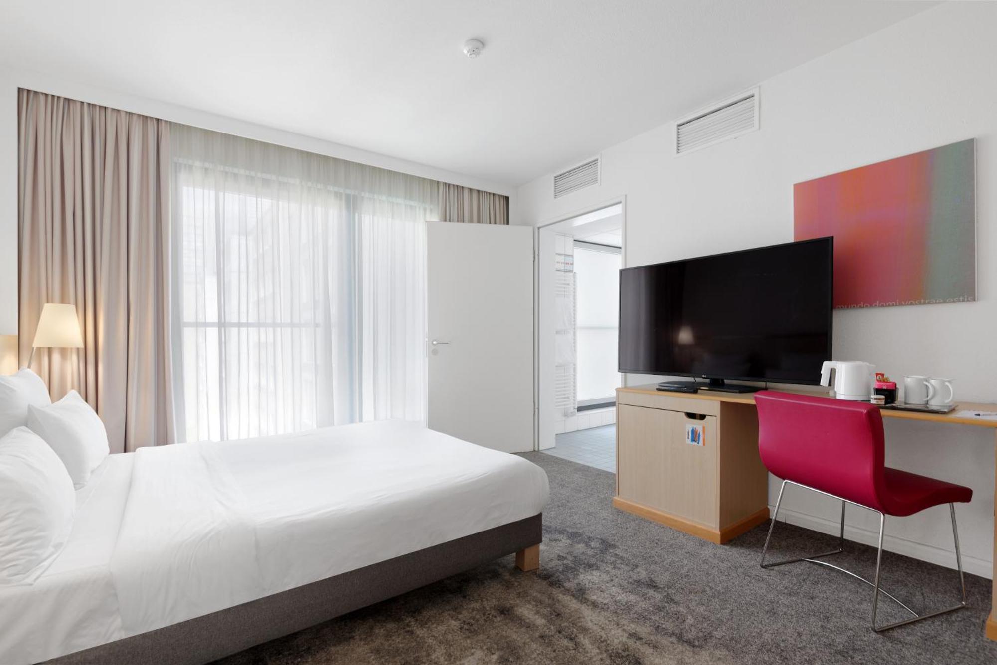 Standaard Kamer met Queensize Bed - Geschikt voor Gasten met een Lichamelijke Beperking
